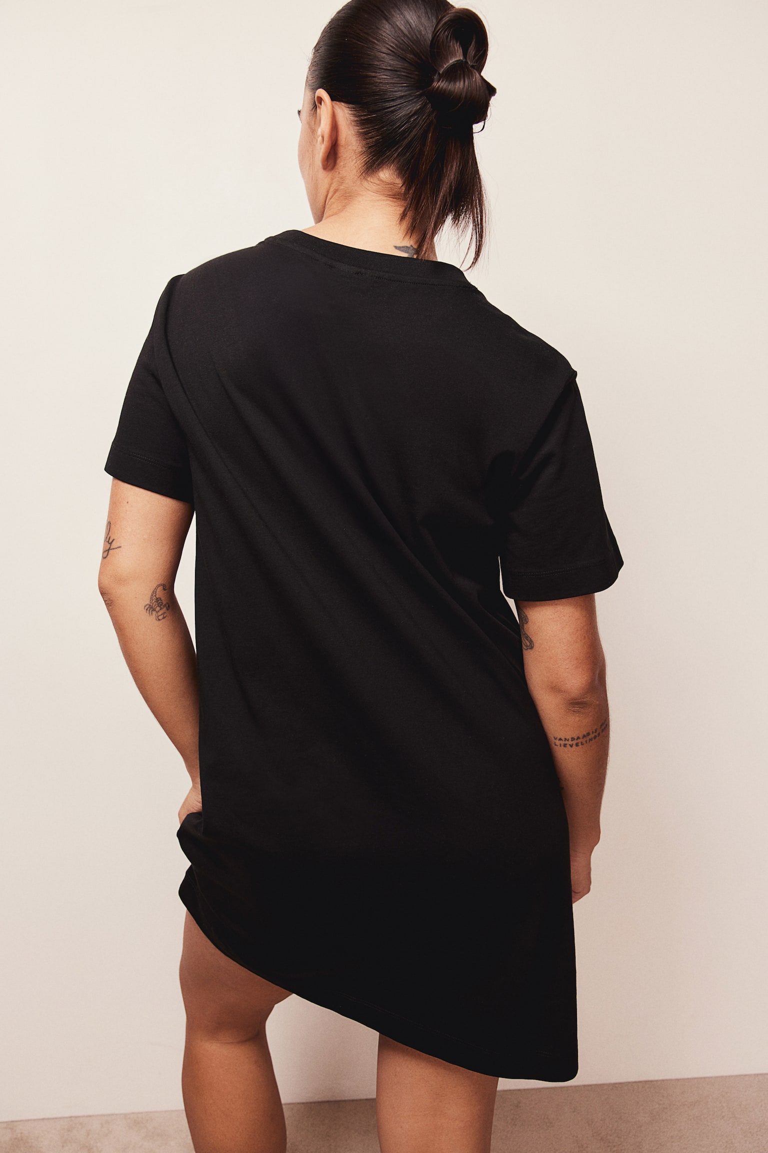 Robe T-shirt en coton - Noir/Gris clair chiné/Beige clair/Blanc/rayures noires/Beige clair/rayé - 5