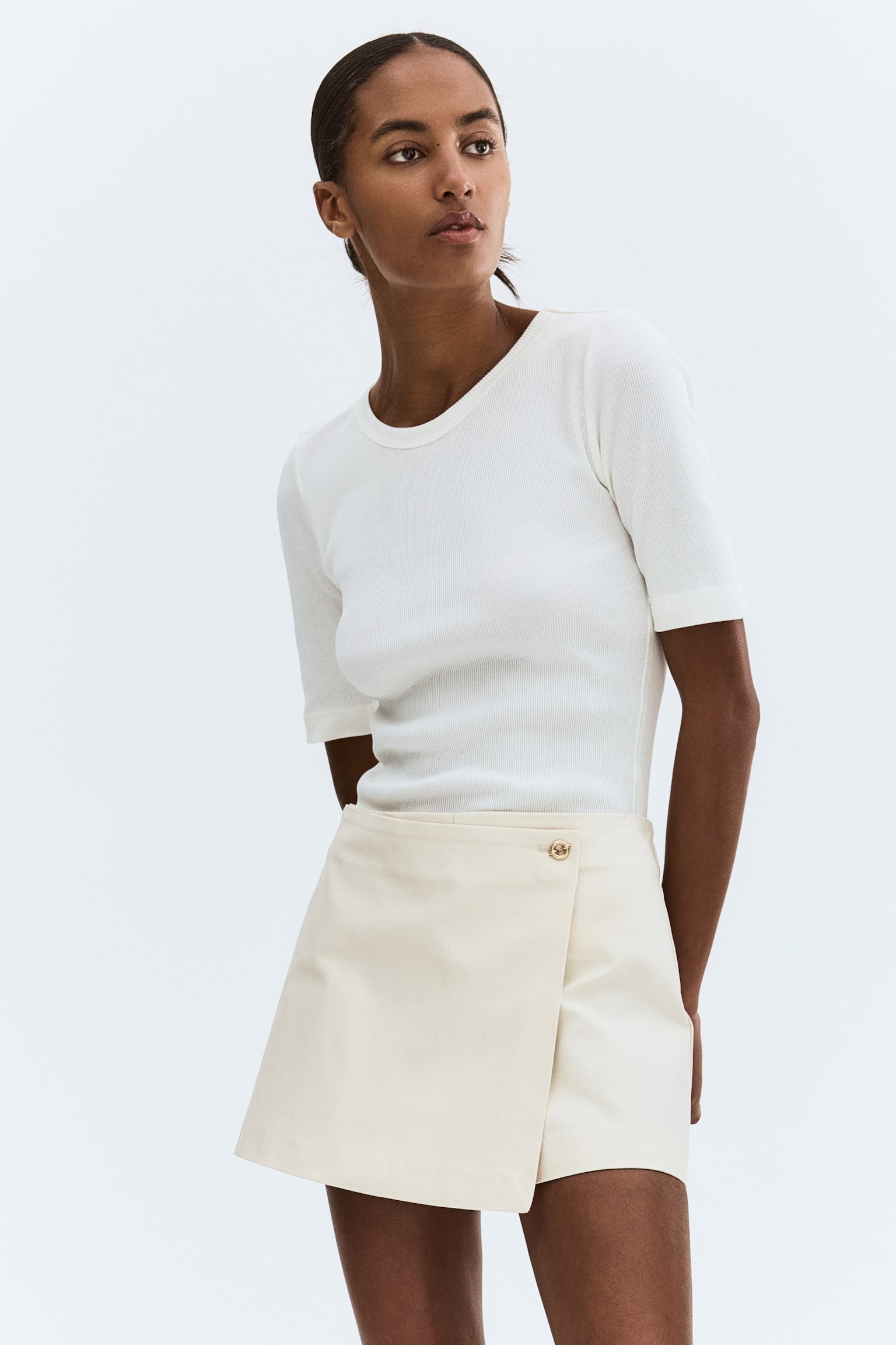 Falda short cruzada - Beige claro/Crema - 3
