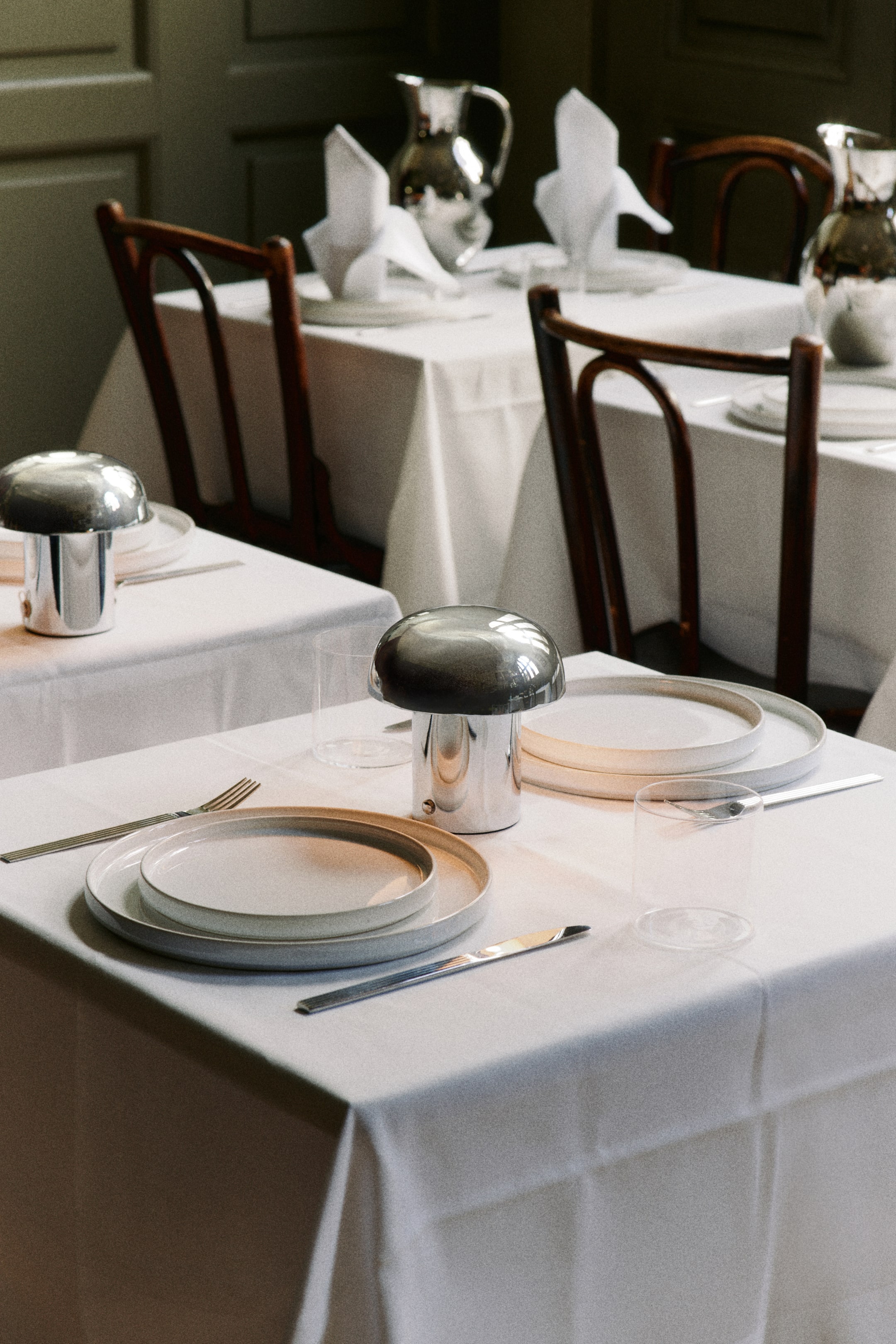 Agrandir l'image: Lot de 2 assiettes moyennes en grès cérame - Blanc - HOME | H&M CH 5