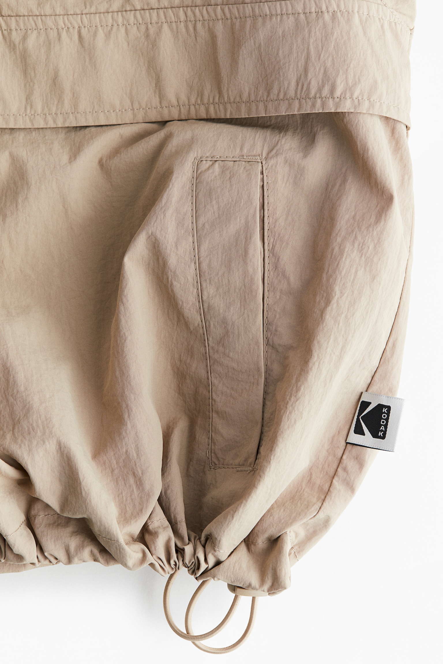 Áo anorak có hoạ tiết in - Màu be nhạt/Kodak - 5