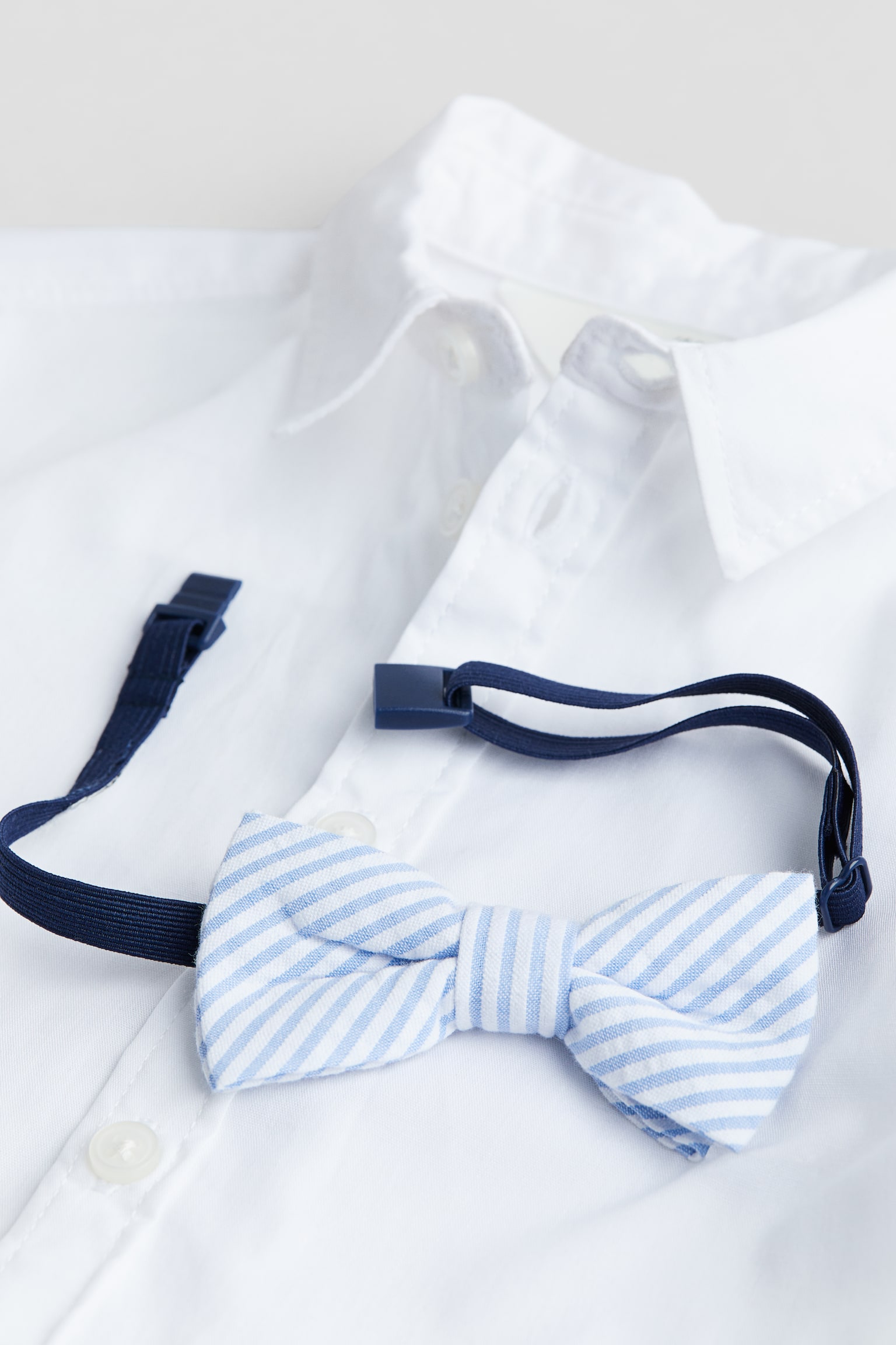 Shirt & Bow Tie - White - 4