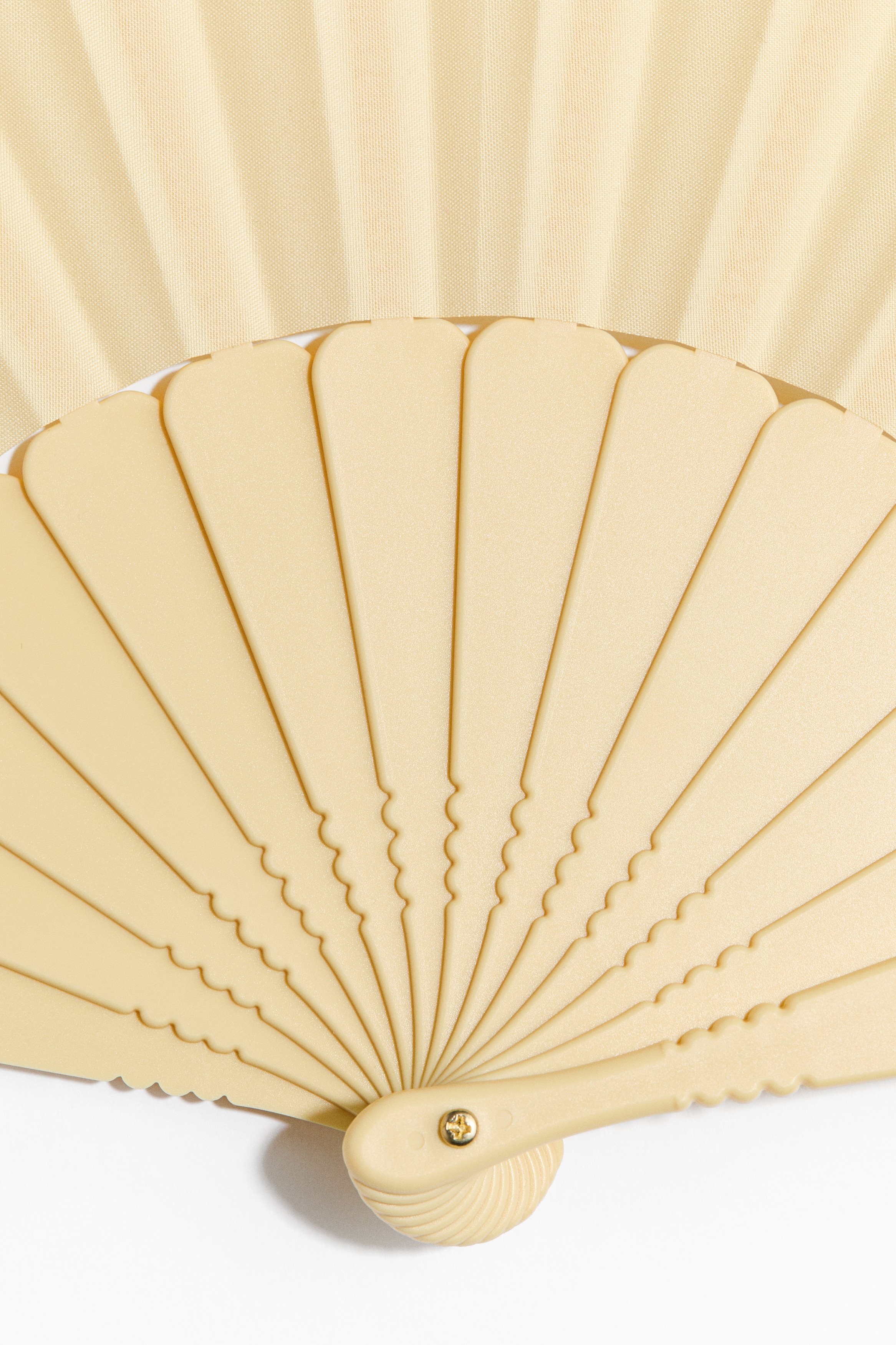 Folding fan