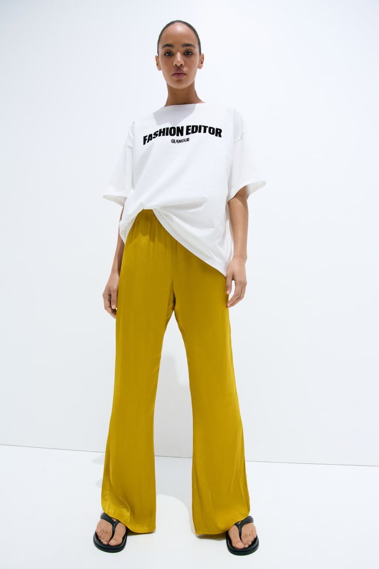 Zvonaste satenske pantalone