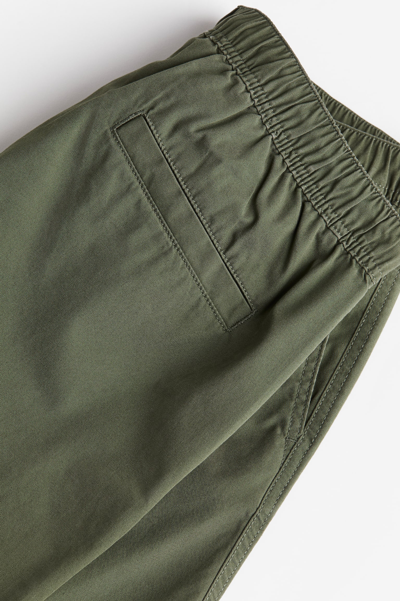 Regular Fit Cotton Shorts - Khaki green/Black/Beige/White/Pink/Khaki green/Turquoise/Light beige - 6