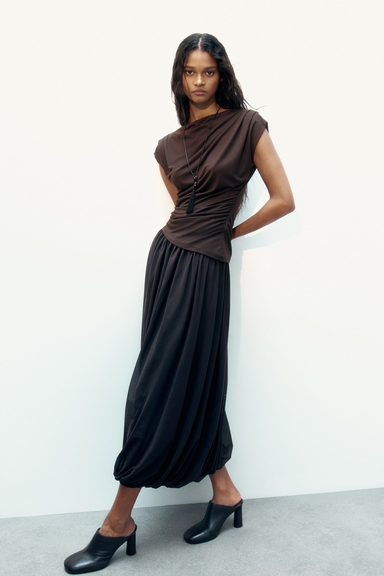 Draped boat-neck top - Dark brown/Dark pigeon blue/Beige - 3