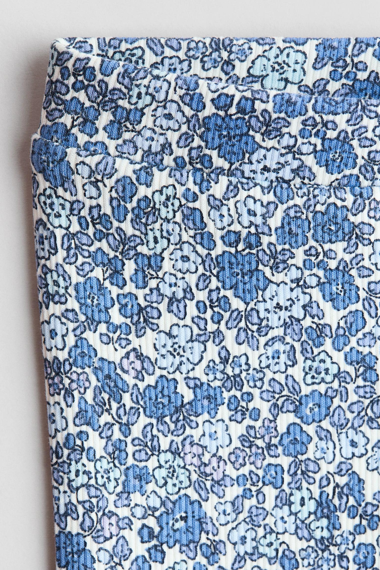 מכנסי טייץ מתרחבים - תכלת/פרחוני/לבן/ורוד פרחוני/ורוד בהיר/דובדבנים/ורוד בהיר/חדי קרן/סגול מאובק בהיר/דובדבנים - 2