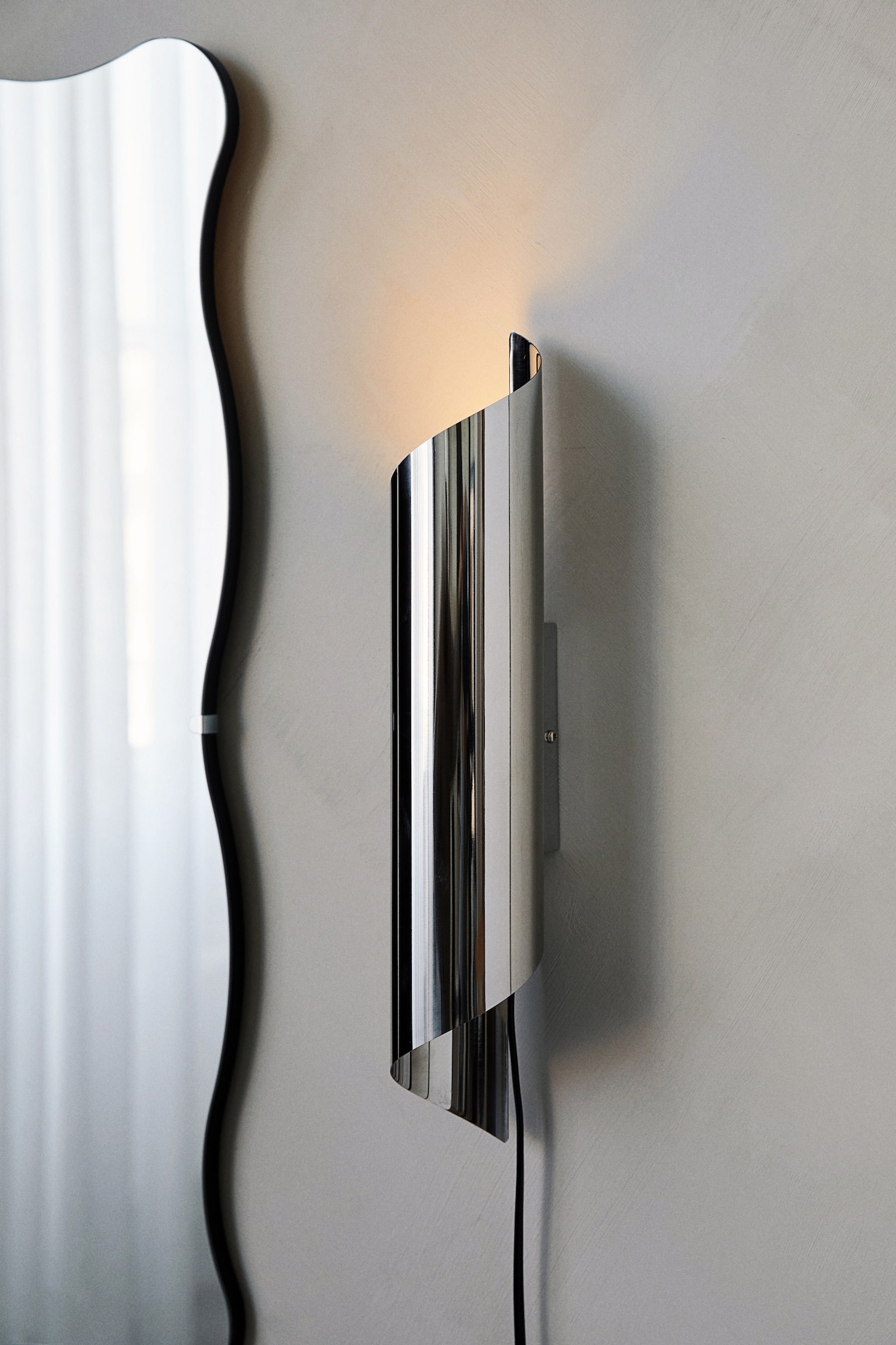 Metal wall lamp - Silver-coloured - 2