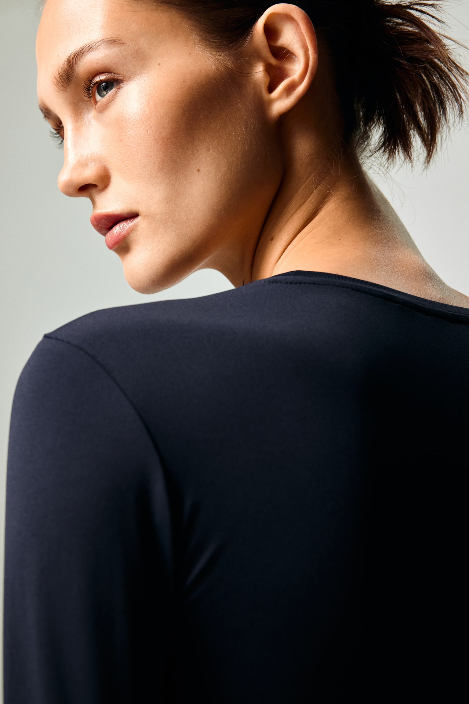 Long-sleeved microfibre top - Dark blue/Black/Dark greige/Dark mole/White/Light turquoise/Light greige/Dark blue - 3