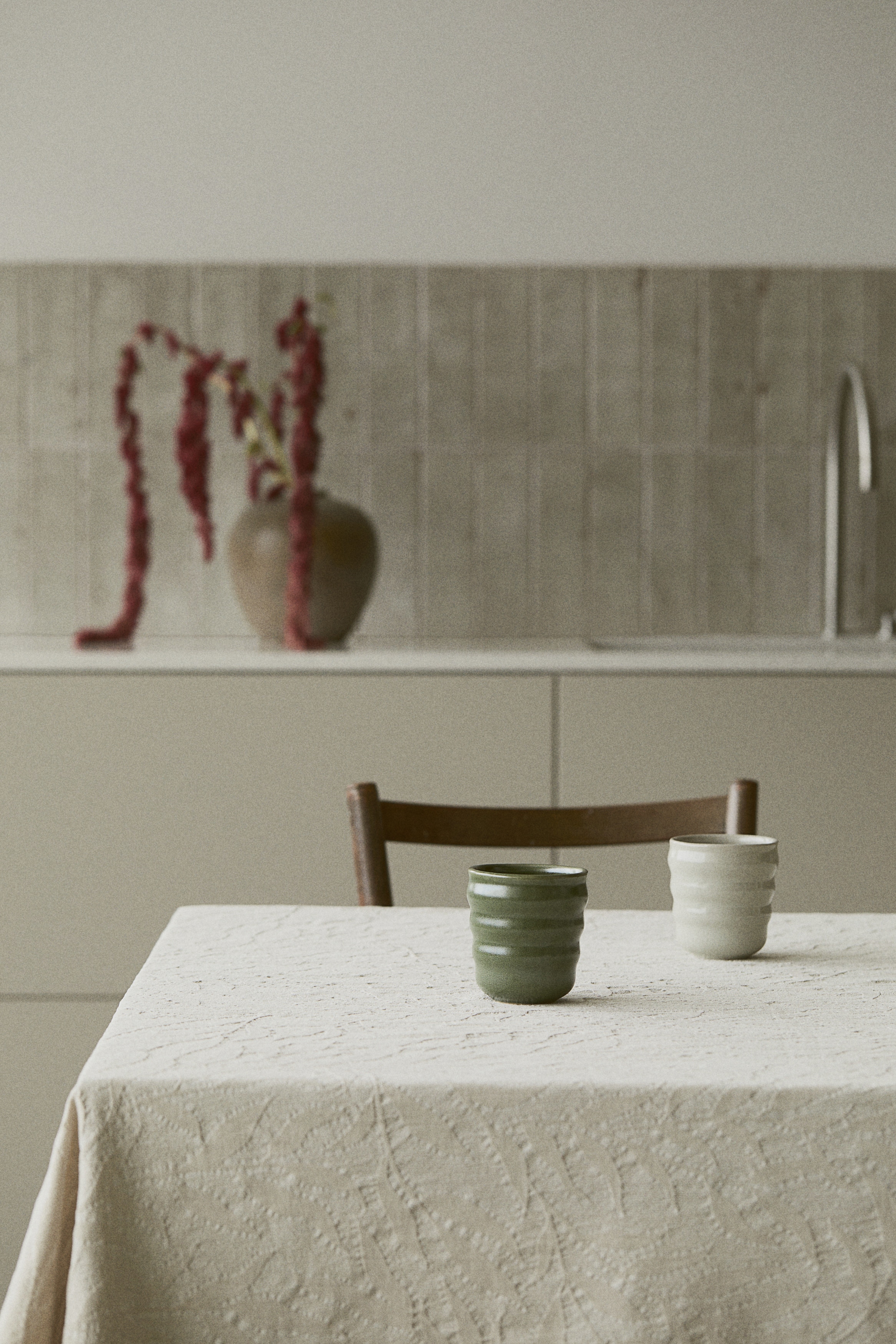 Tasse rainurée en grès cérame - Vert/Taupe