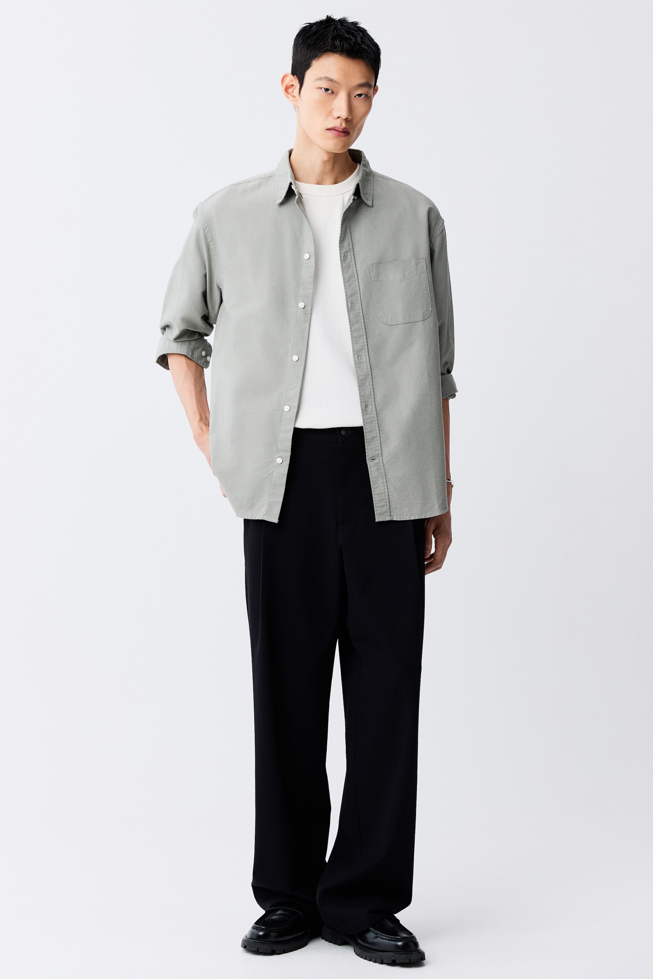 Xem ảnh lớn hơn: Quần dài kiểu may đo Loose Fit - Màu đen - Men | H&M VN 1