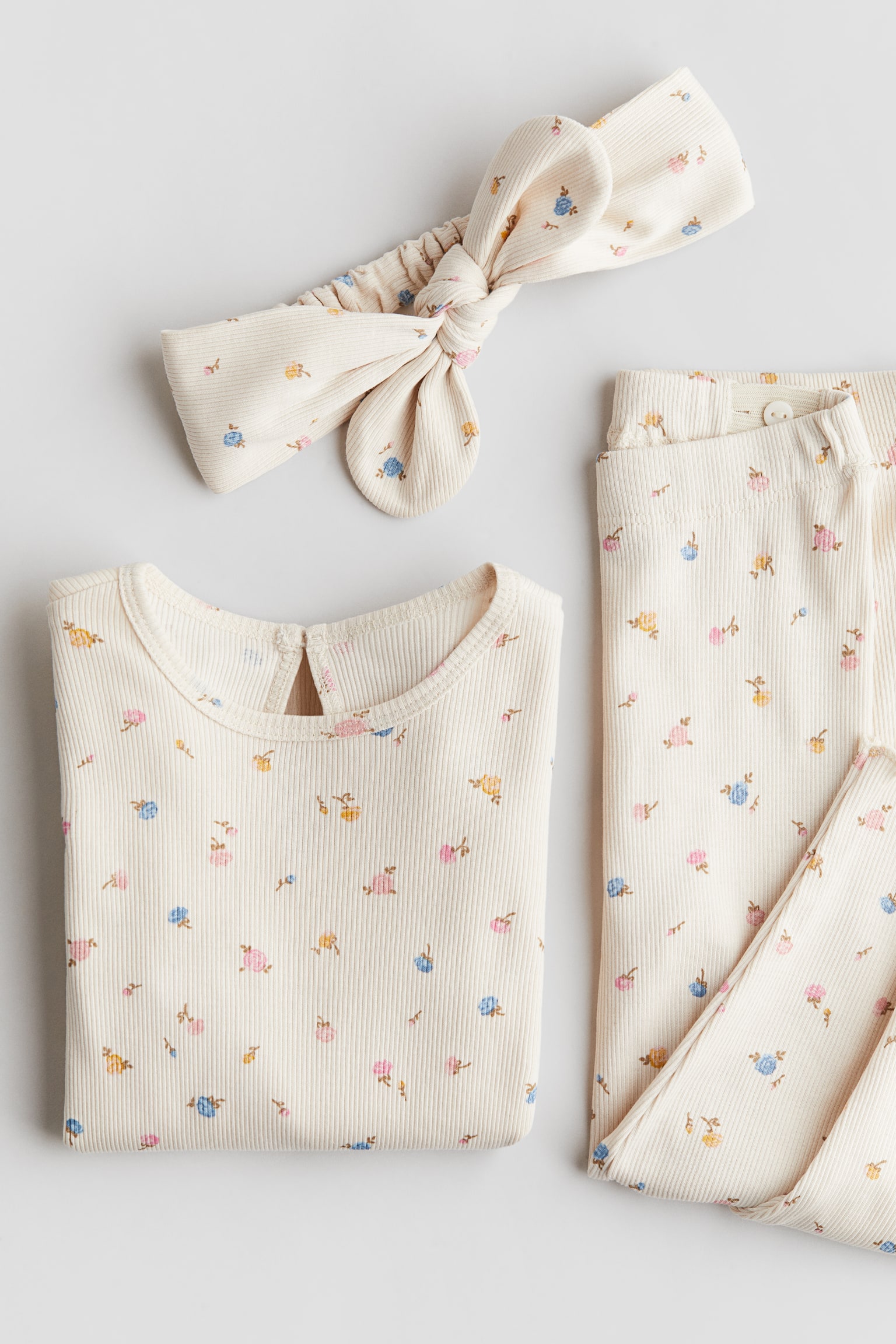 Детские комплекты H&M 3-piece Cotton Jersey Set, цвет: Кремовый / С принтом — фото 2