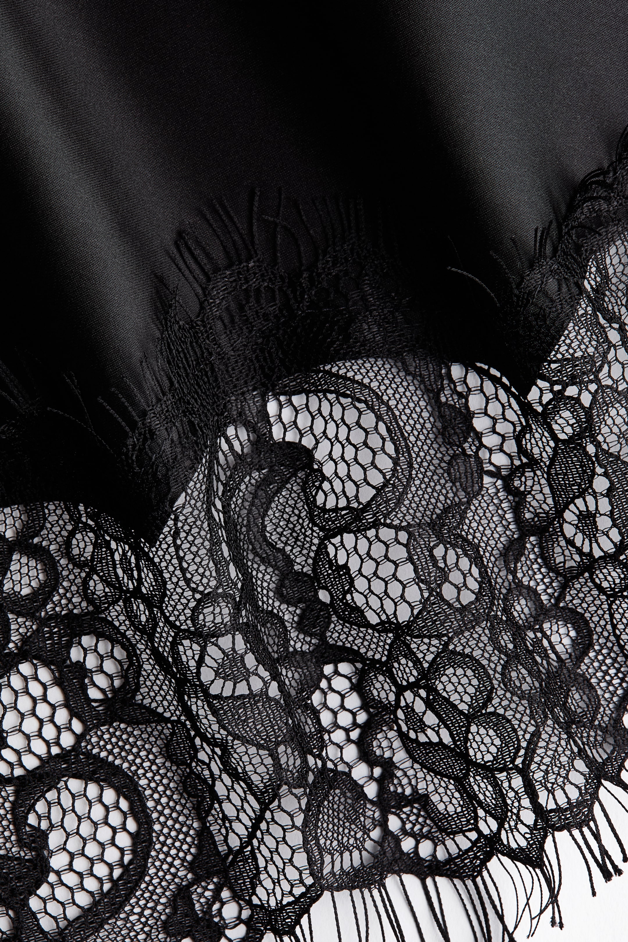 Lace-Trimmed Triangle Scarf