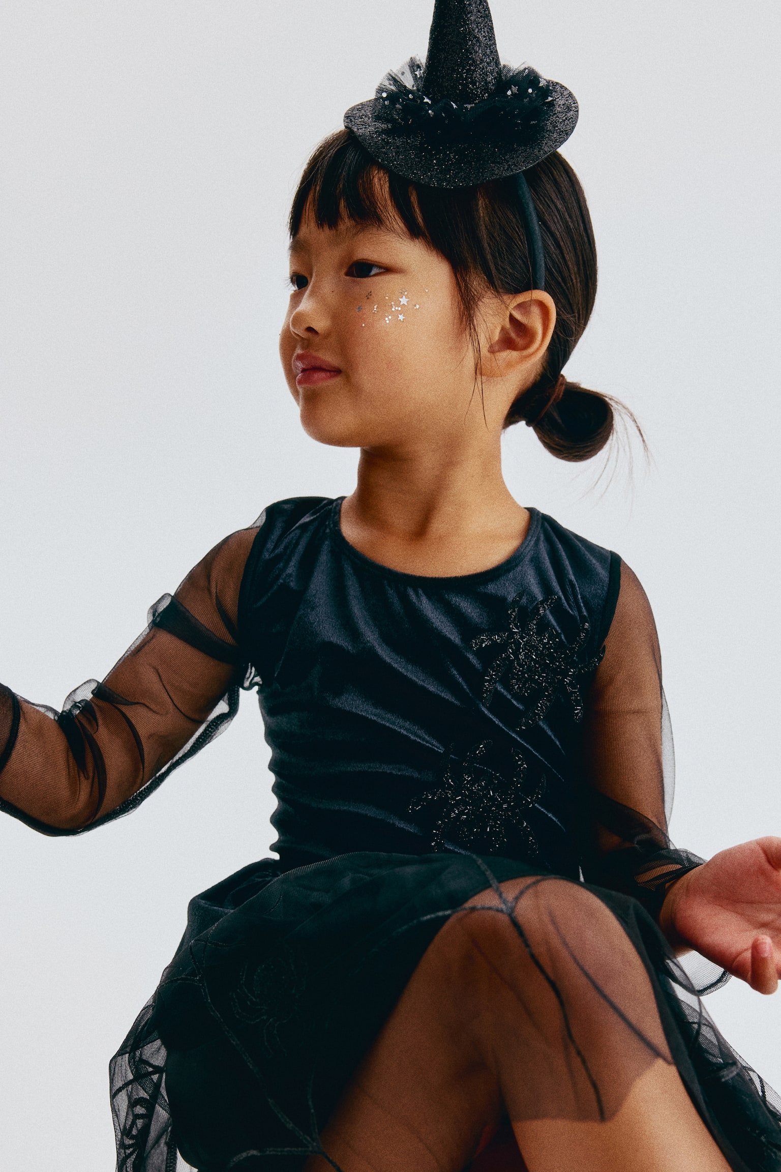 Детское платье H&M Witch fancy dress costume, цвет: Чёрный — фото 5