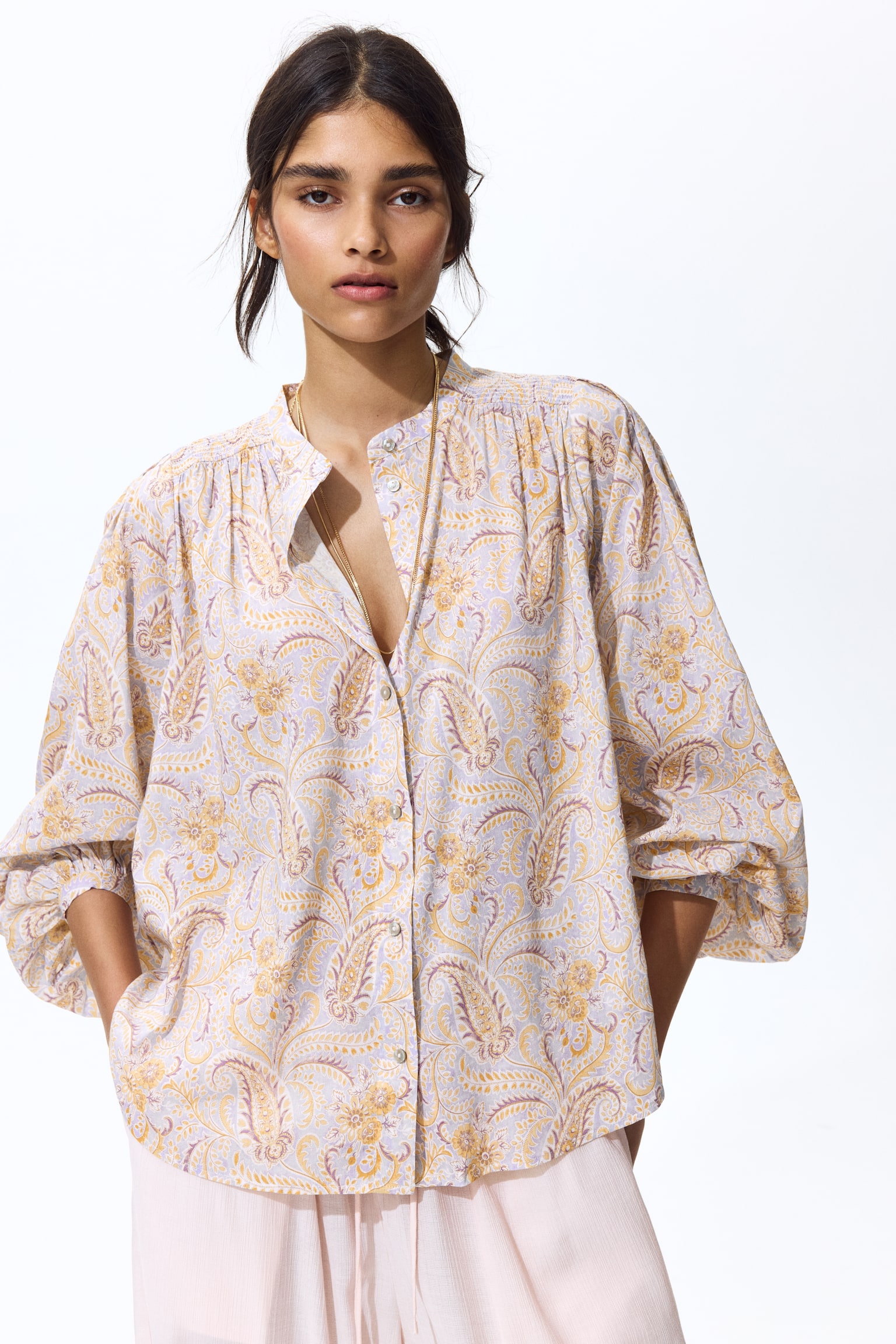 Женская блузка H&M Oversized Viscose-Blend Blouse, цвет: Светлый фиолетовый — фото 3