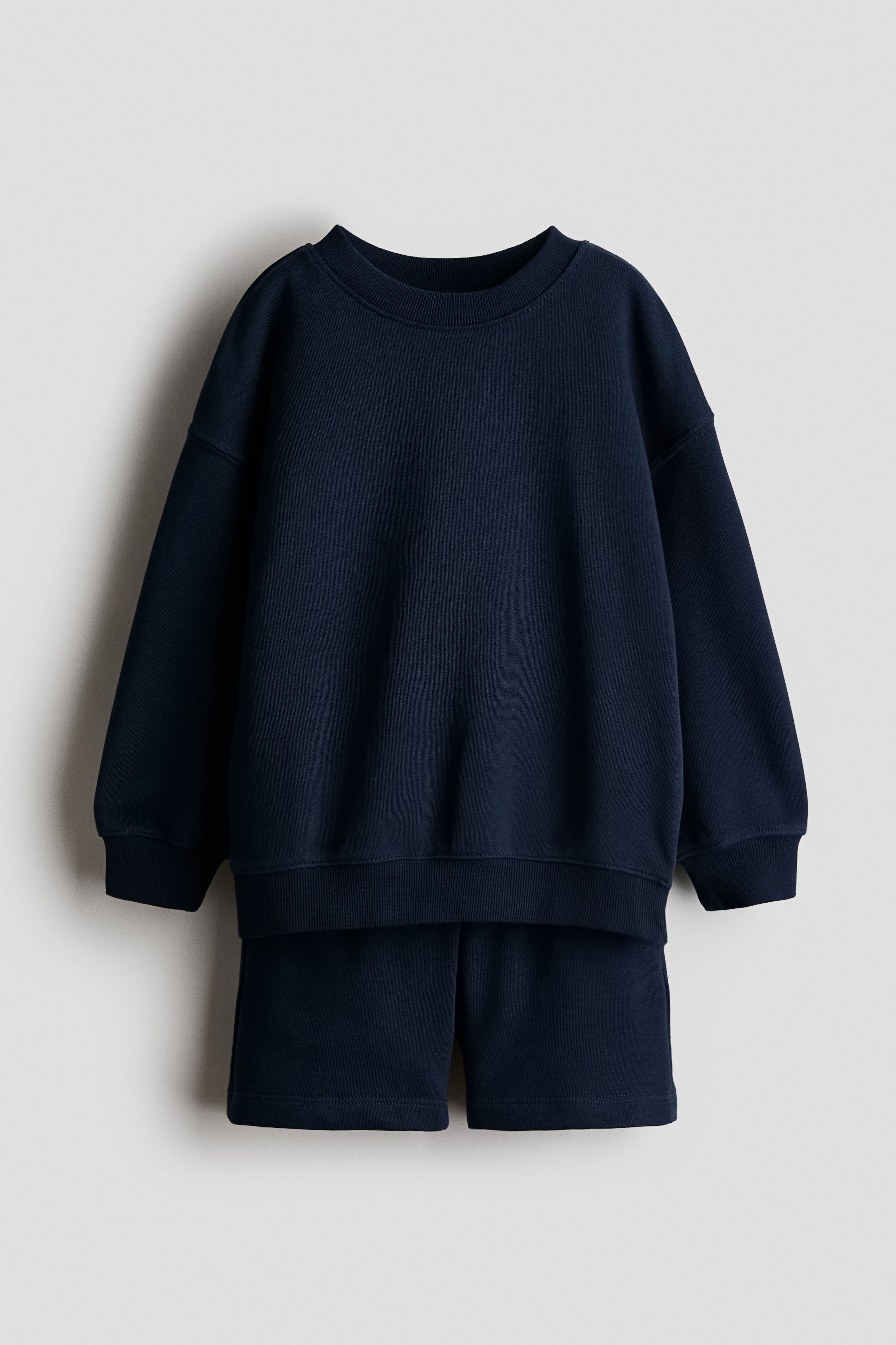 2-Piece Sweatshirt and Sweatshorts Set