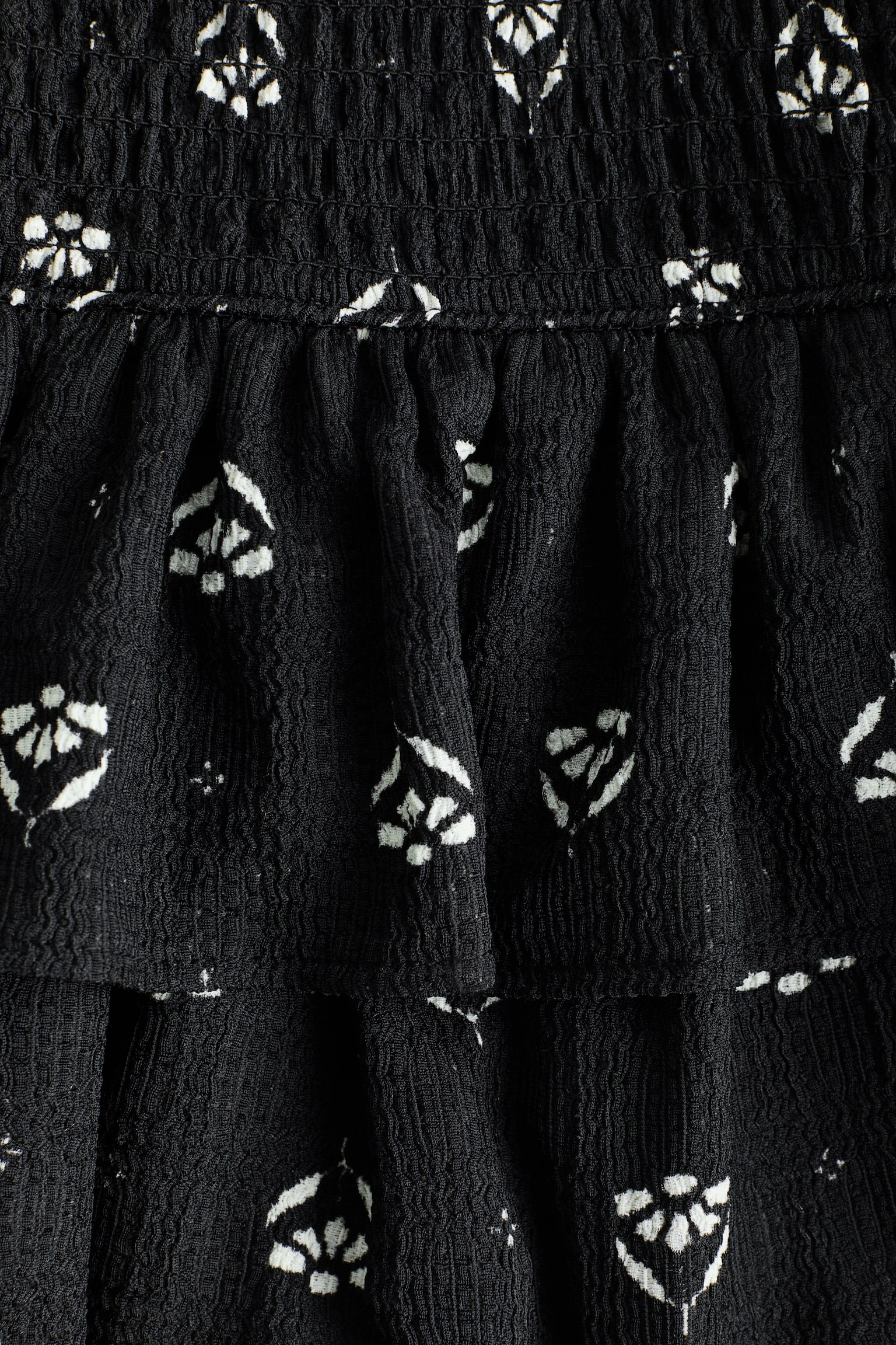 Crinkled tiered skirt - Black/Floral - 2