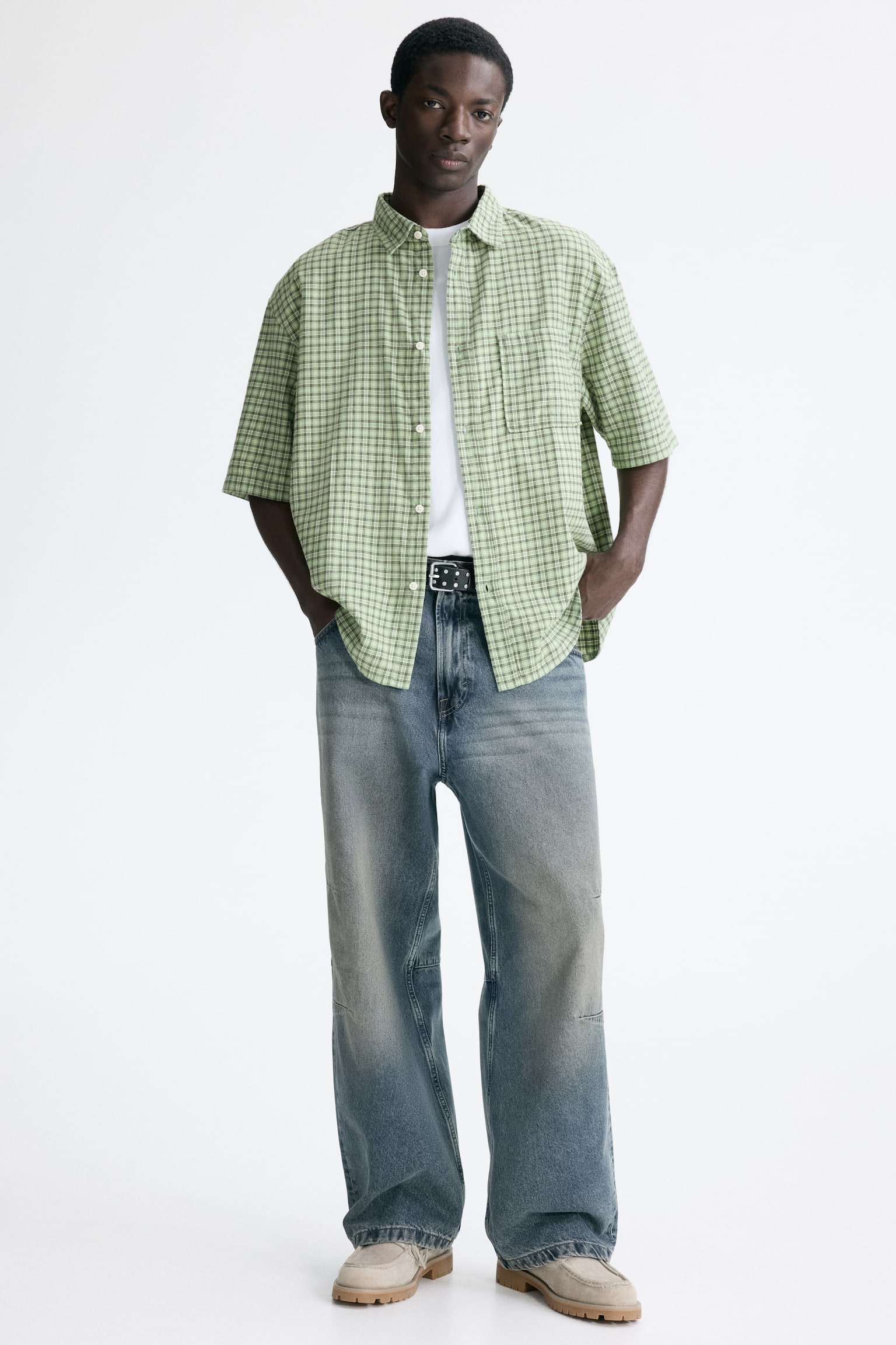 Мужская рубашка H&M Relaxed-Fit Cotton Flannel, цвет: Зелёный / Клетчатый — фото 2