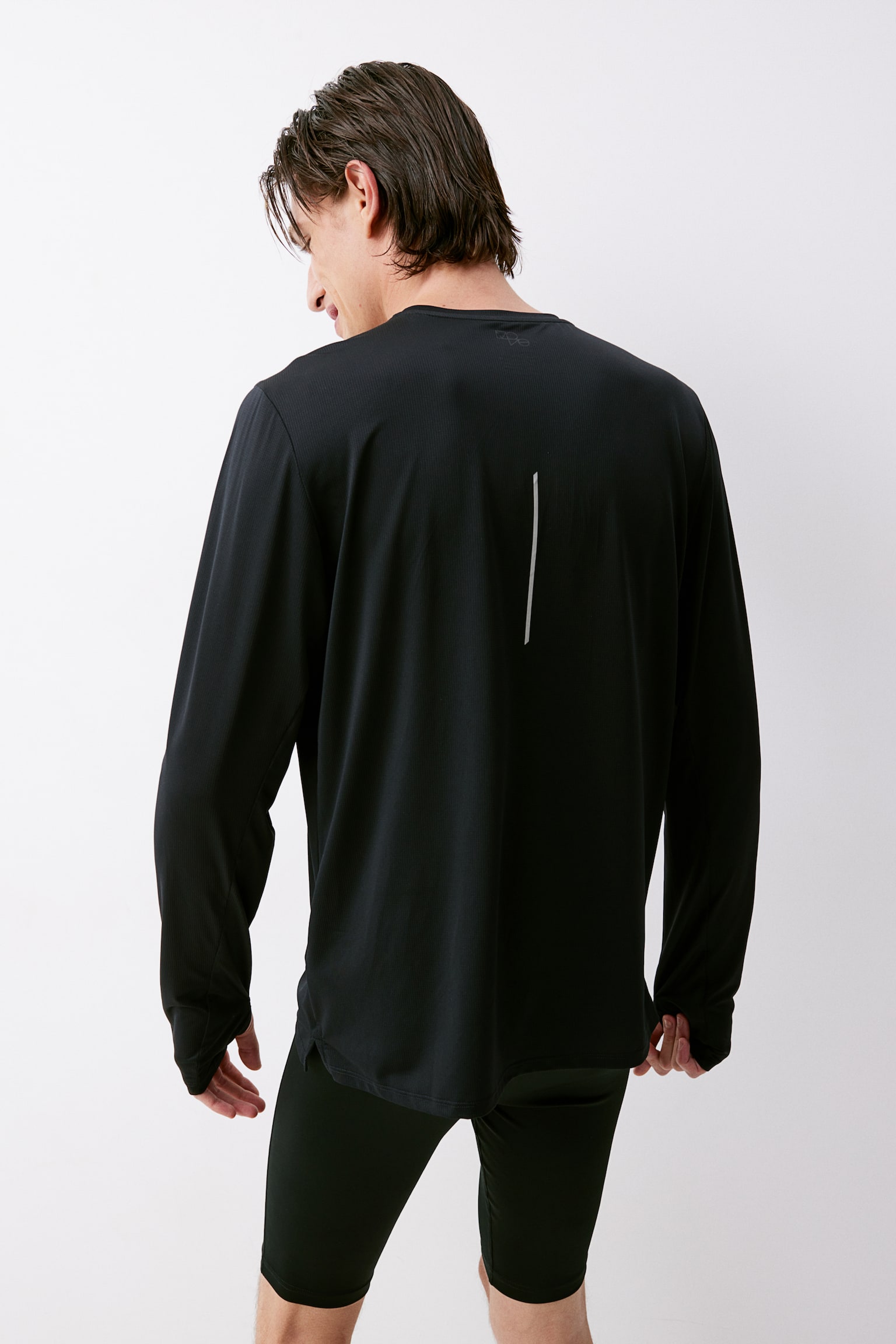 Regular Fit Lightweight running top in DryMove™ - Black/Dark green/Patterned - 6