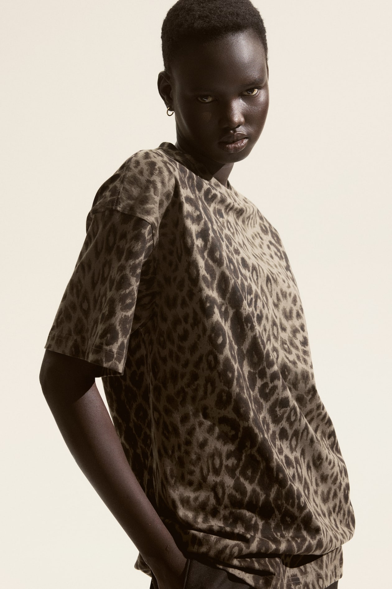 Oversized T-Shirt - image 3