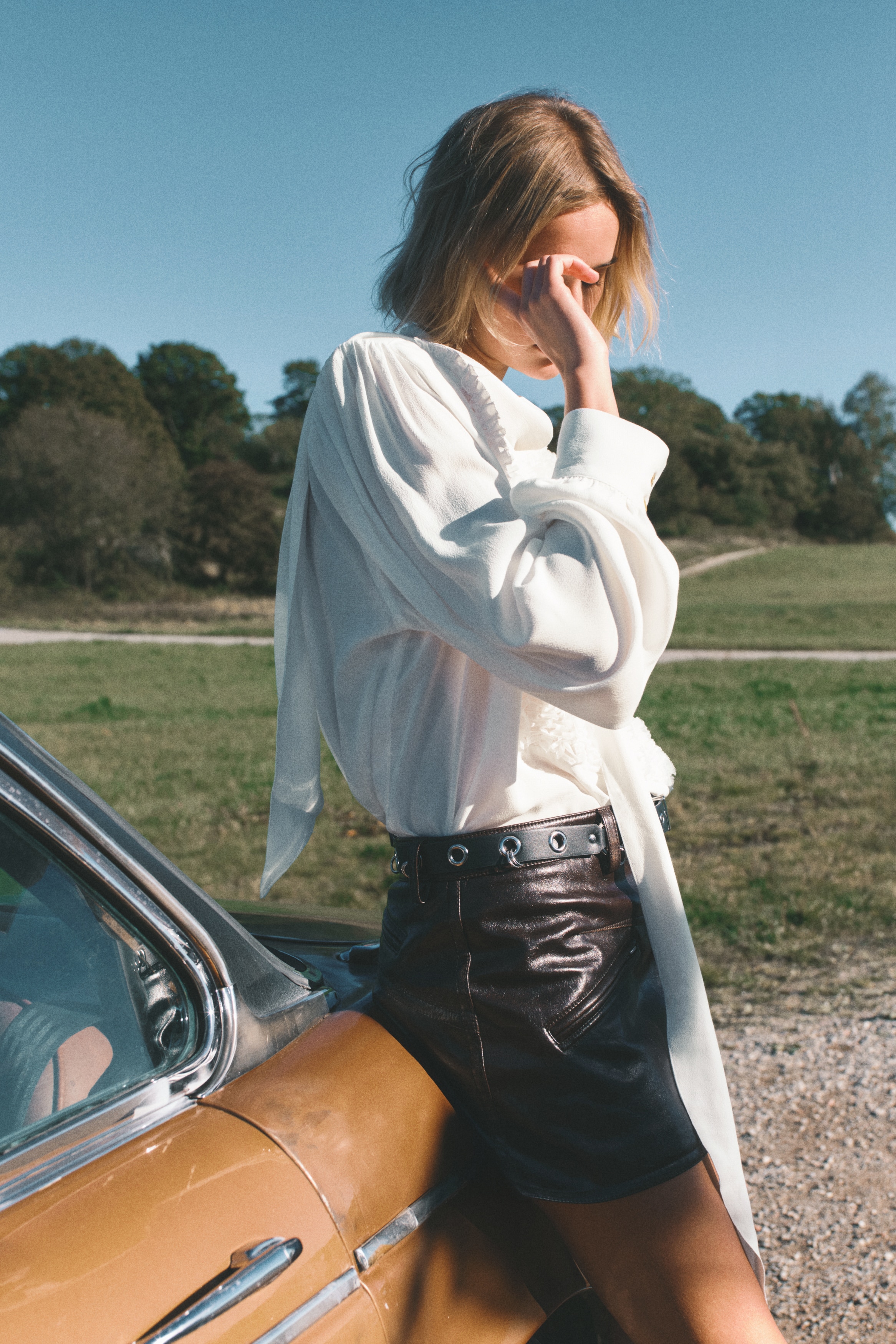 オーバーサイズ ボウカラーブラウス - ホワイト - レディース