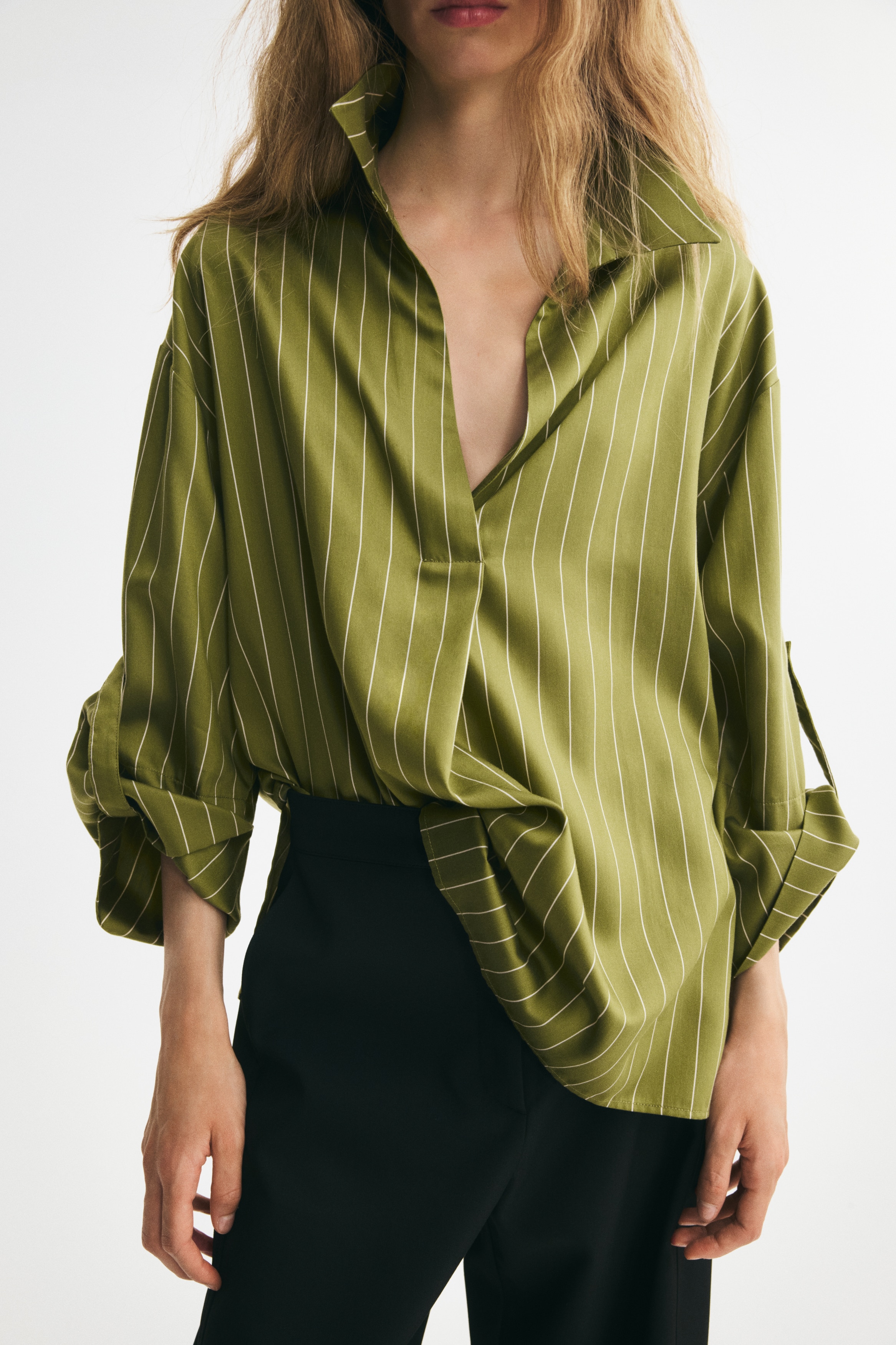 Oversized Pullover Shirt thumbnail 4