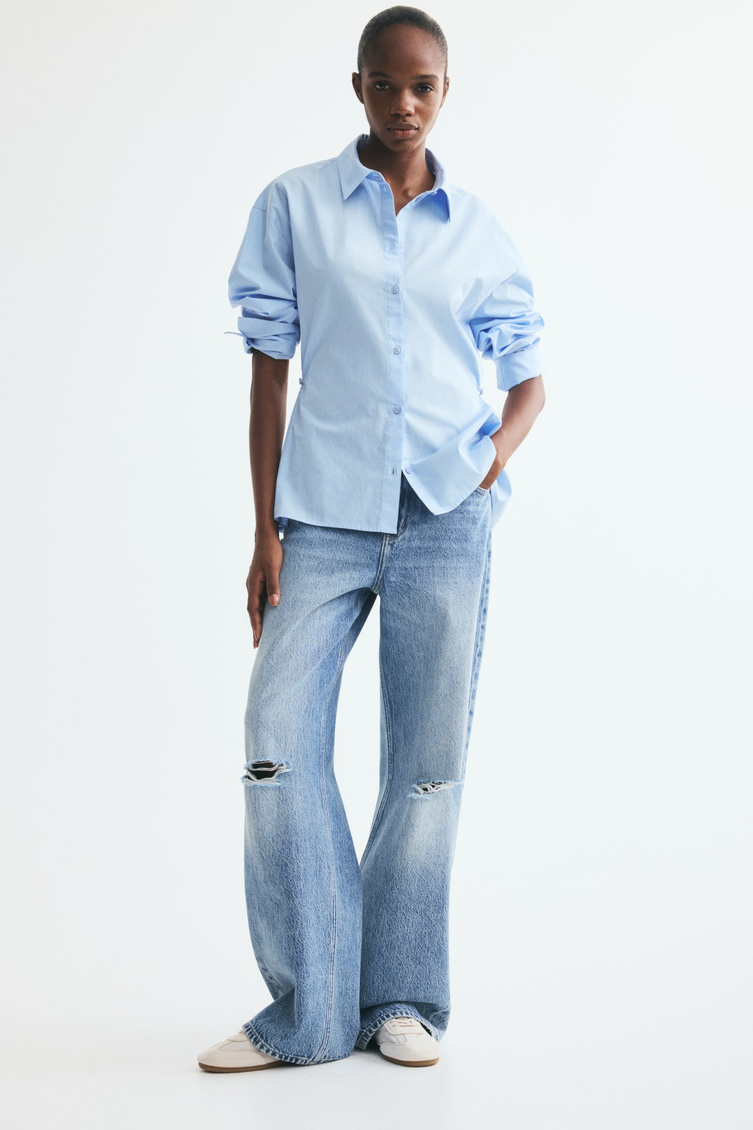 Женская рубашка H&M Tapered-Waist Poplin, цвет: Светлый синий — фото 3