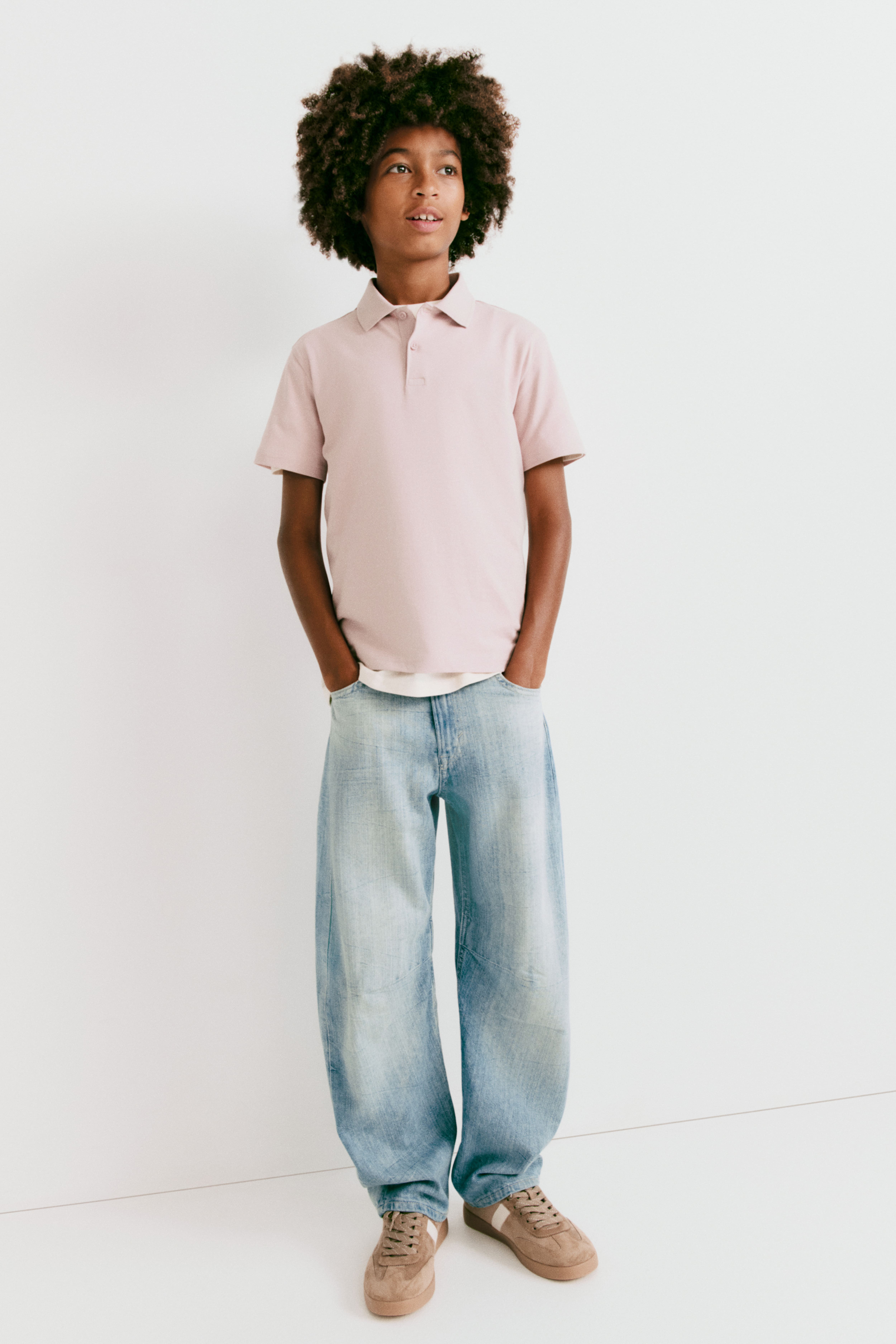 Loose-Fit Barrel Jeans