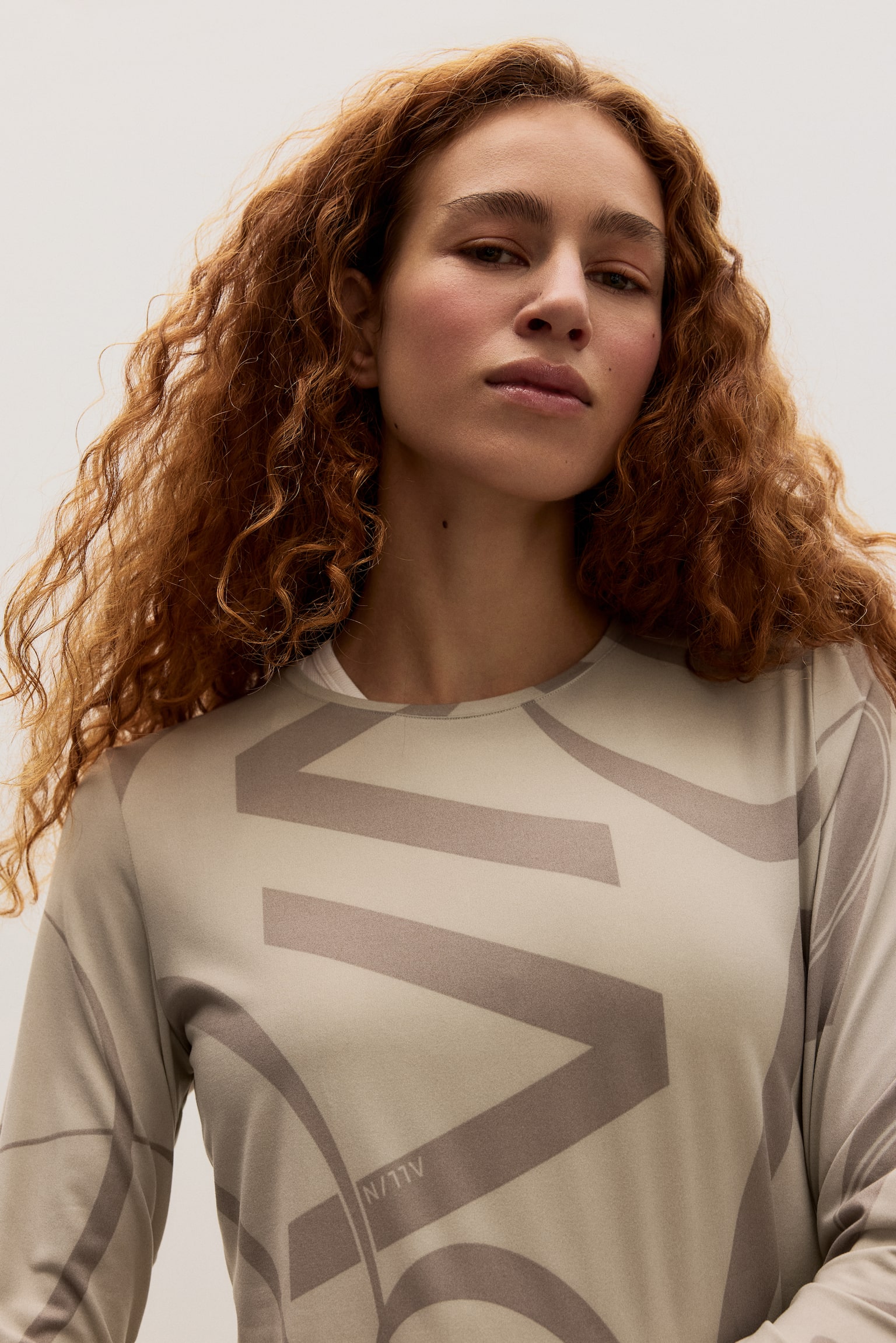 Slim Fit Sports top - Light beige/Patterned - 1