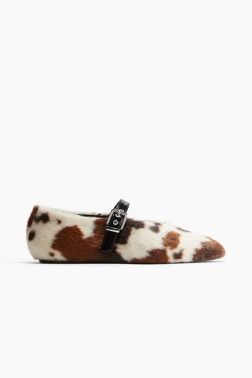 Bailarinas Mujer GLAMORA - Diseño Floral Calado, Color Crema, Suela Plana, Cómodas Y Elegantes