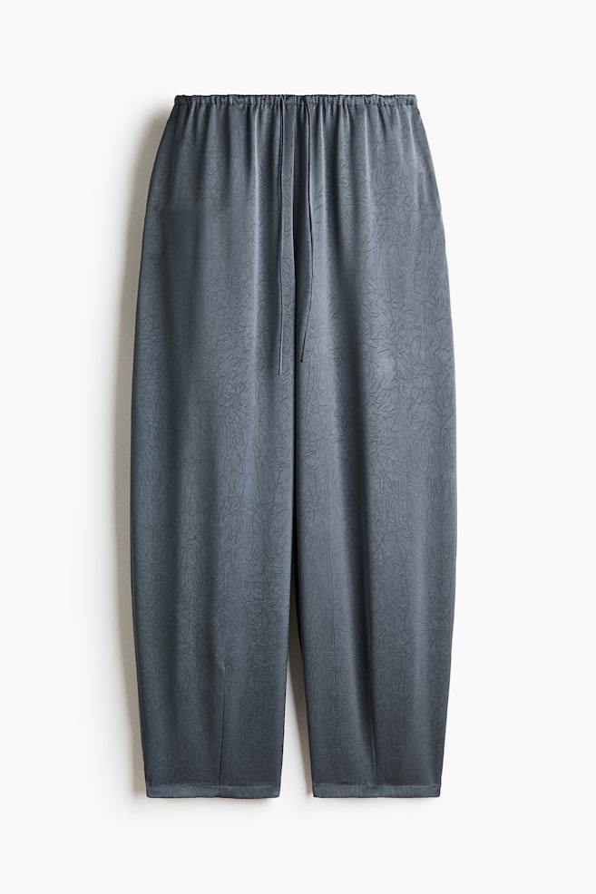 Crinkled satin trousers - Dark grey/Navy blue - 1