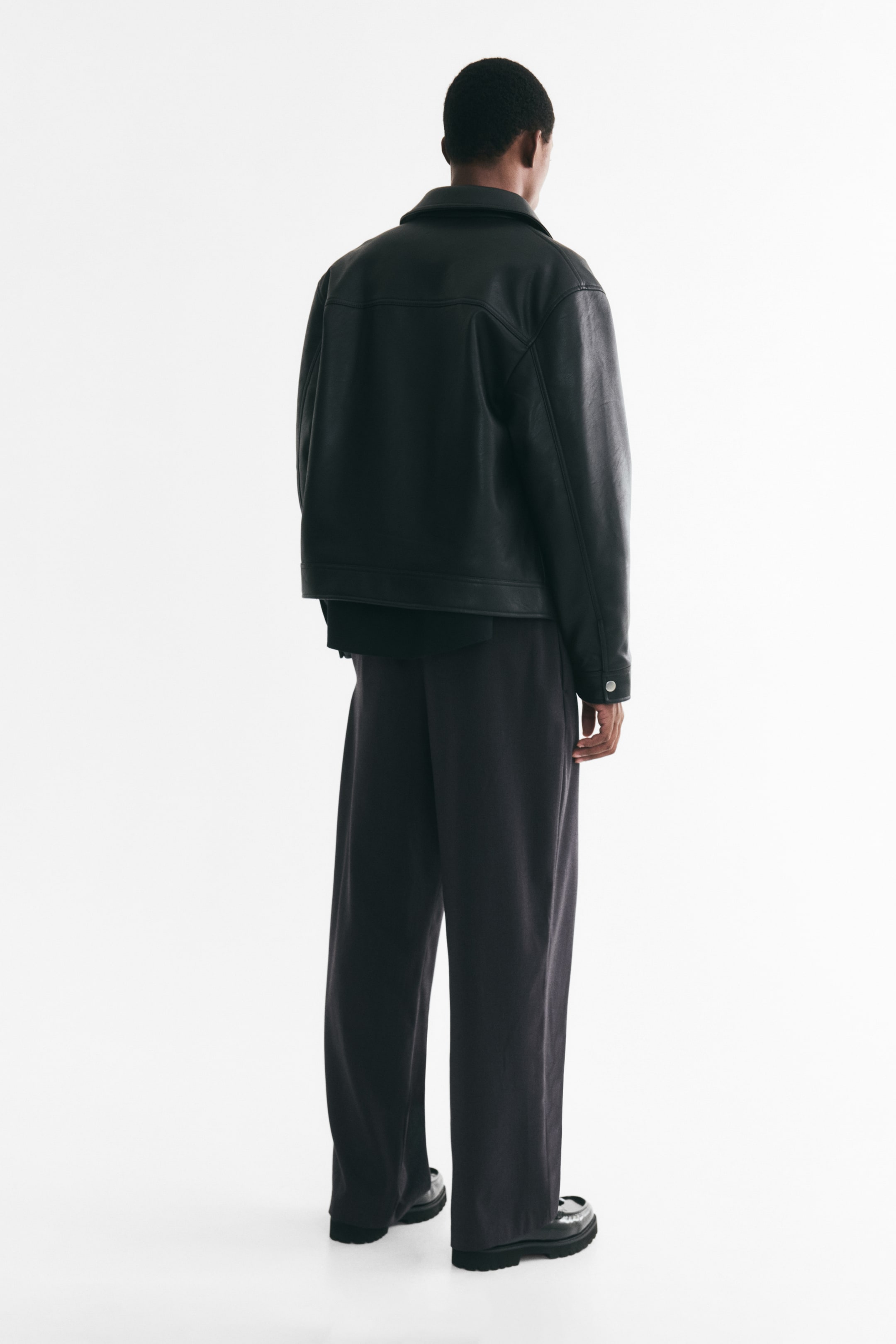 Loose-Fit Tailored Pants