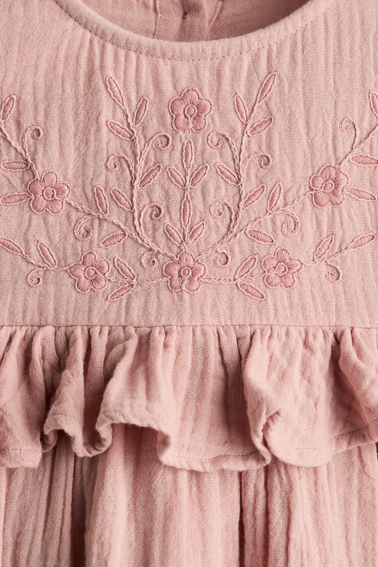 Детское платье H&M Ruffle-Trimmed Muslin, цвет: Светлый пыльный розовый — фото 2