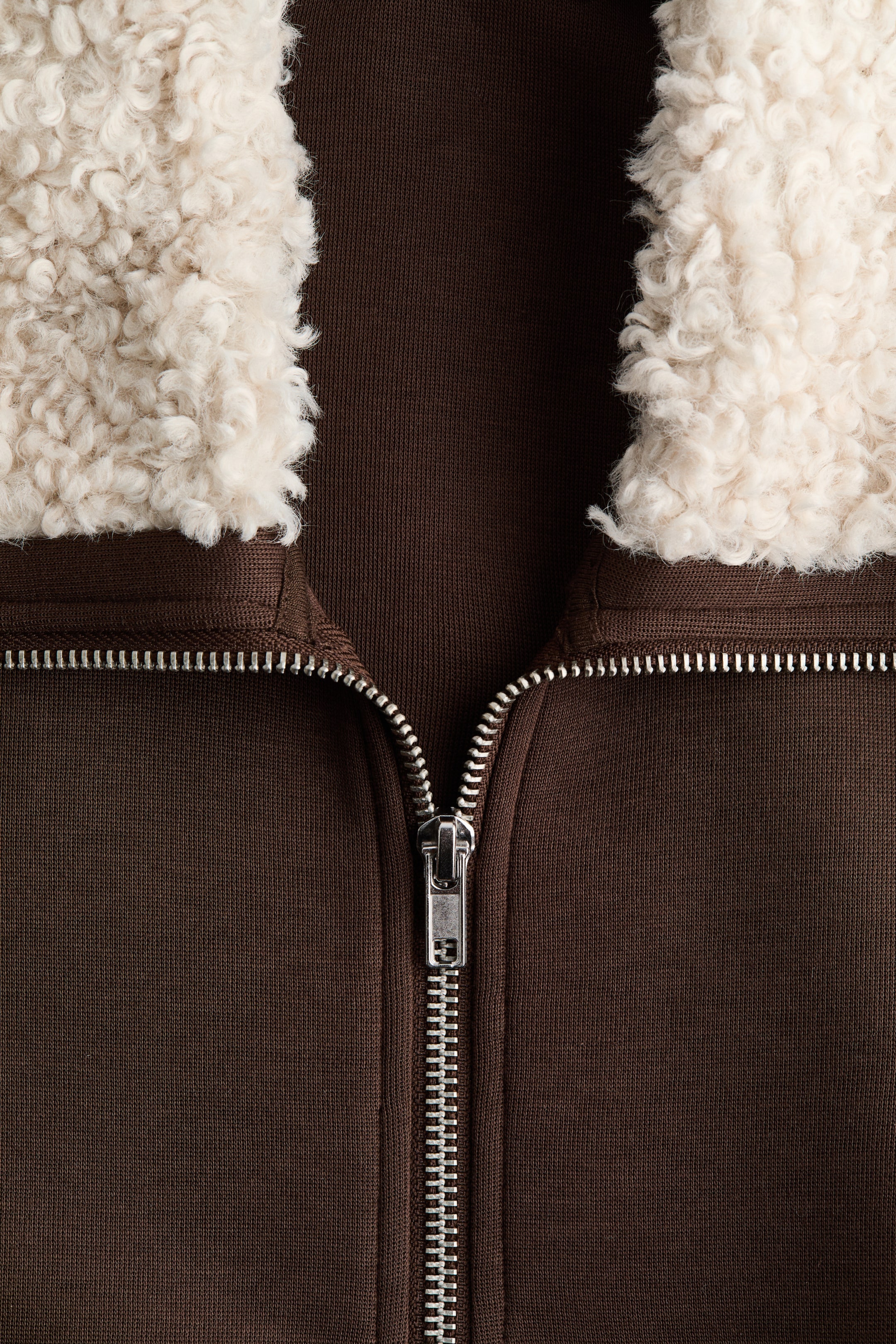 Chandail à col fermeture éclair en scuba