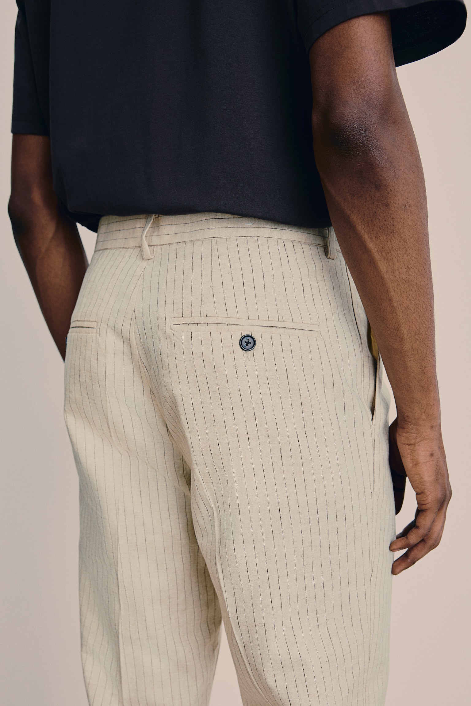 Slim Fit Tailored linen-blend trousers - Beige/Pinstriped/White/Black - 4