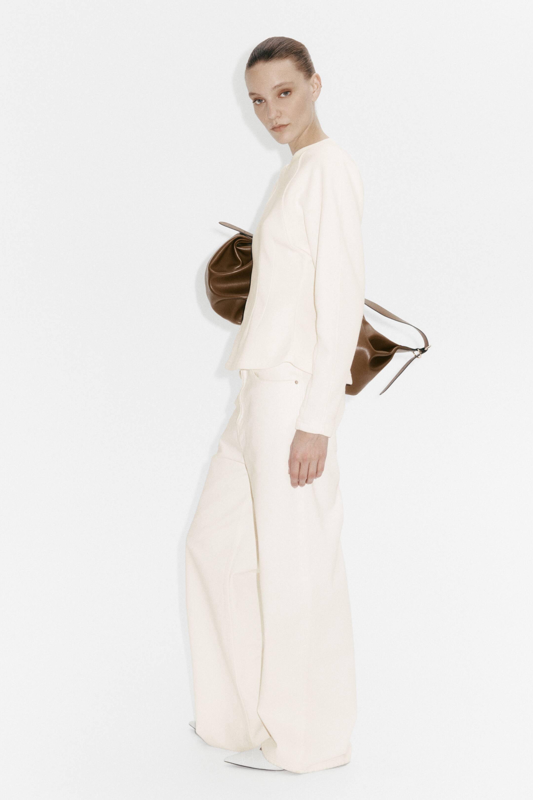 Ampliar la imagen: Sudadera con cintura ajustada - Crema - Ladies | H&M MX 2