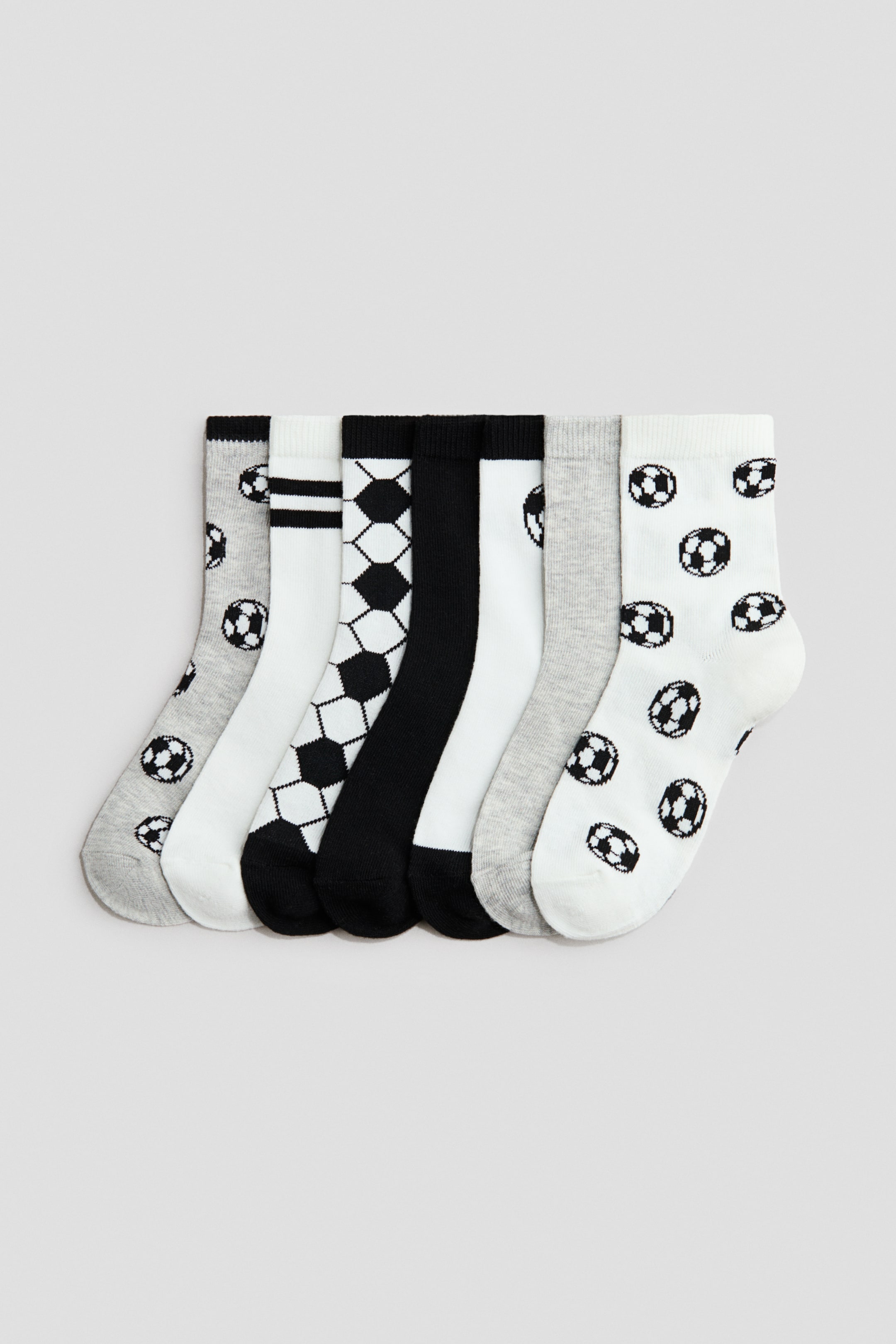 View larger image: 7-pack socks - White/Football - Kids | H&M 1