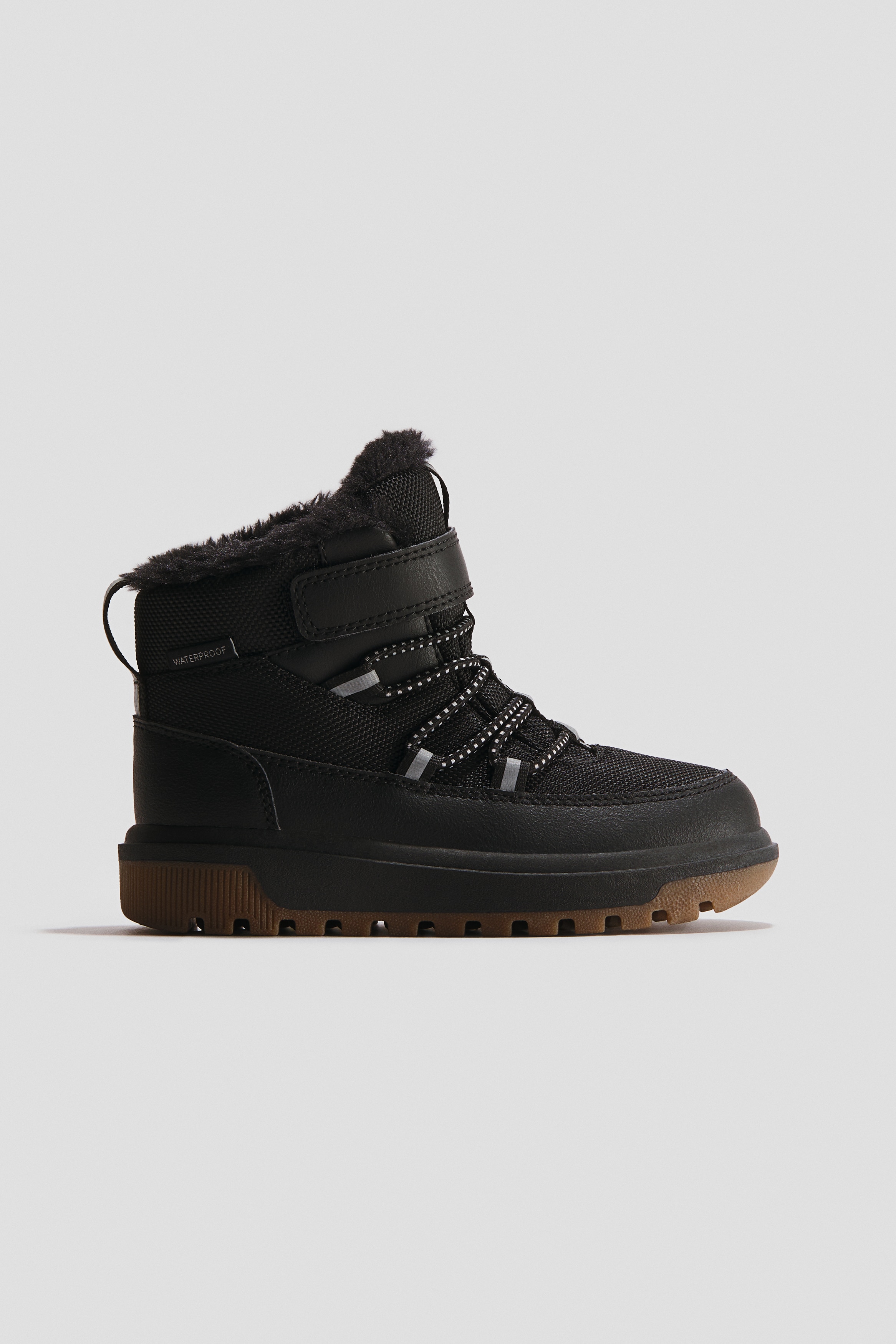 Waterproof hi-top trainersModel