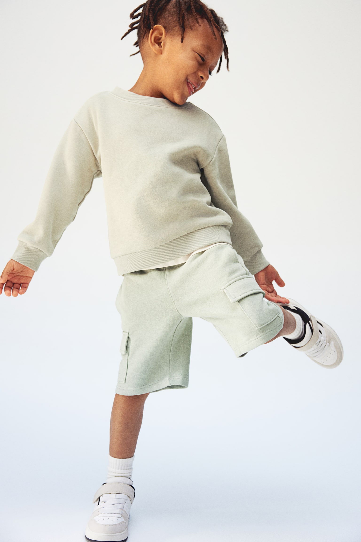 Cargo sweatshirt shorts - Light green/Light grey marl/Dark beige - 2