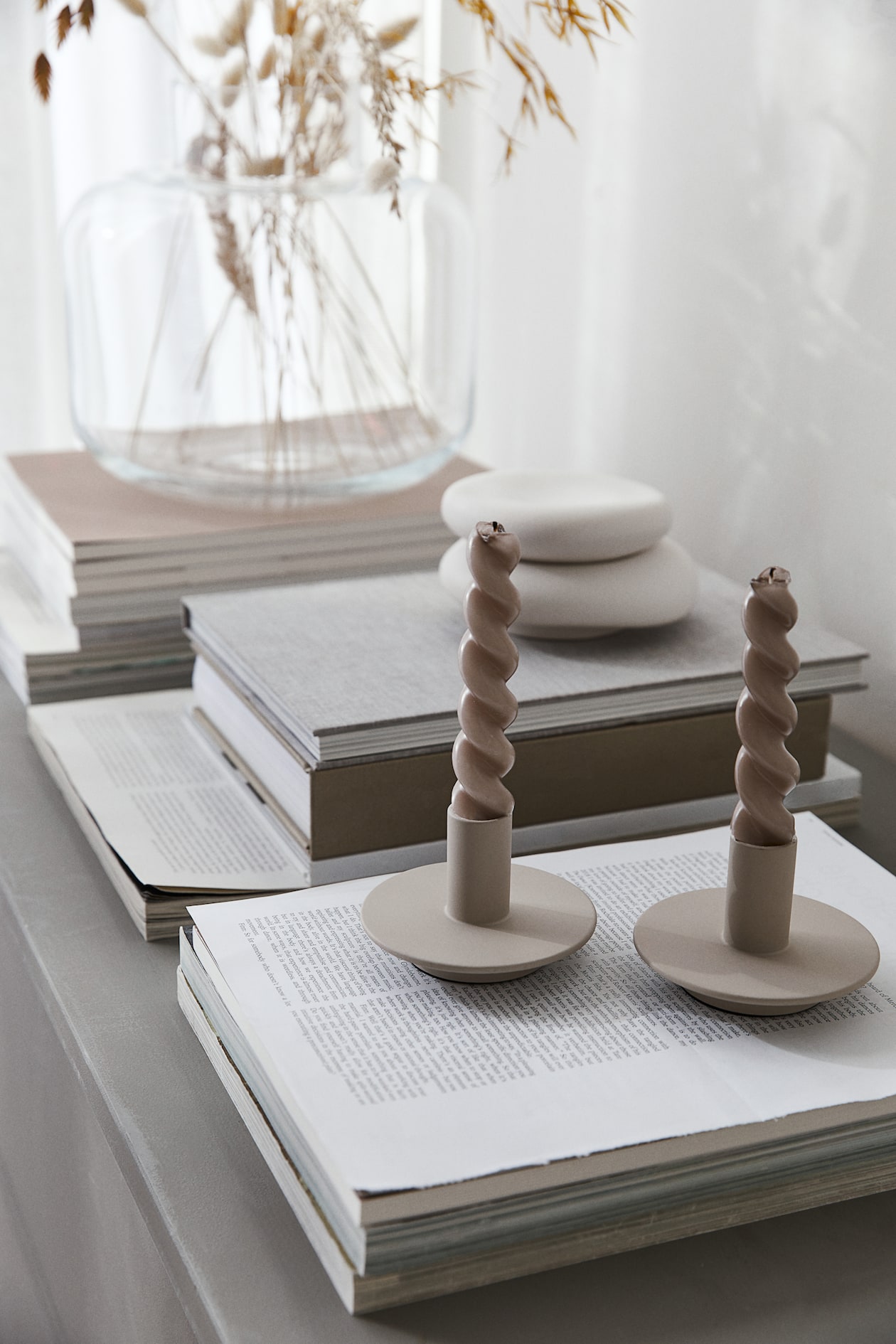 Metal candlestick - Light beige - Home All | H&M IE