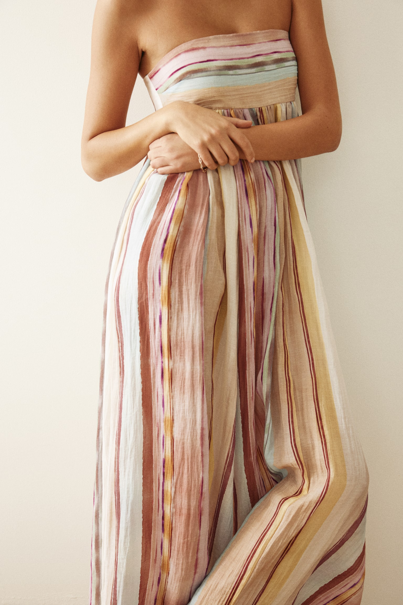 Dlhé šaty bez ramienok - Svetlobéžová/pruhovaná - 5