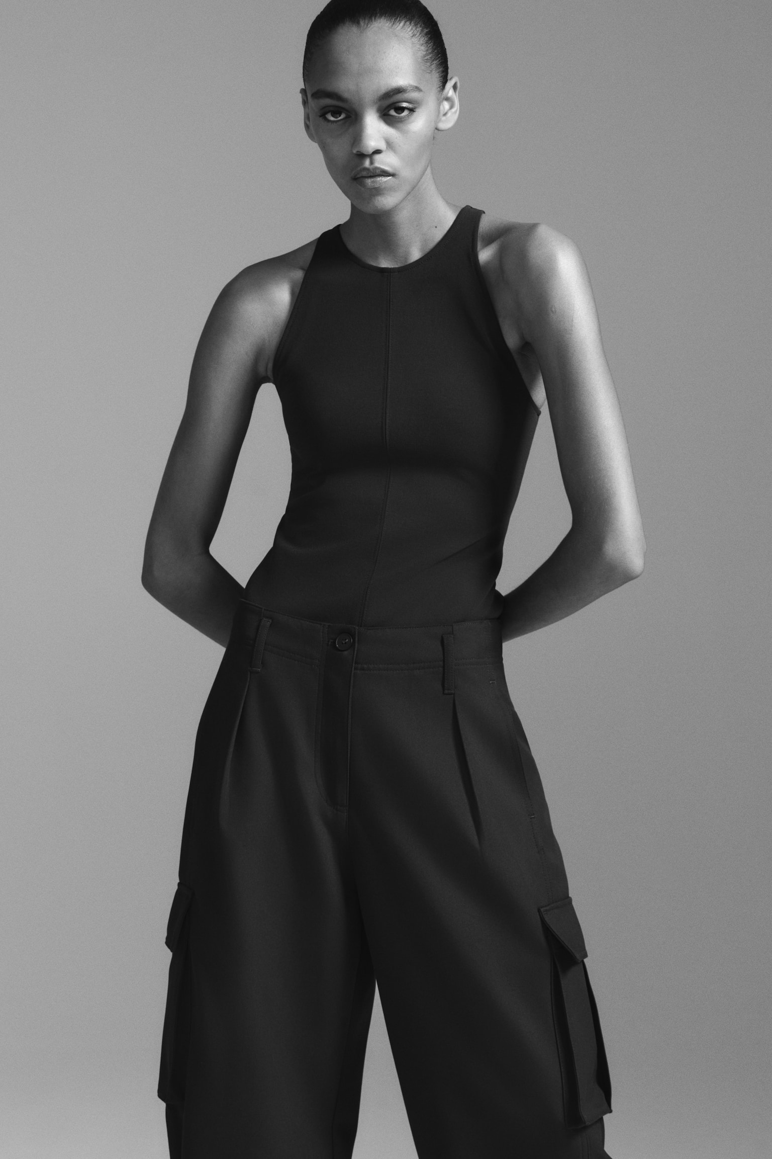 Barrel-leg cargo trousers - Dark brown/Dark khaki green - 4