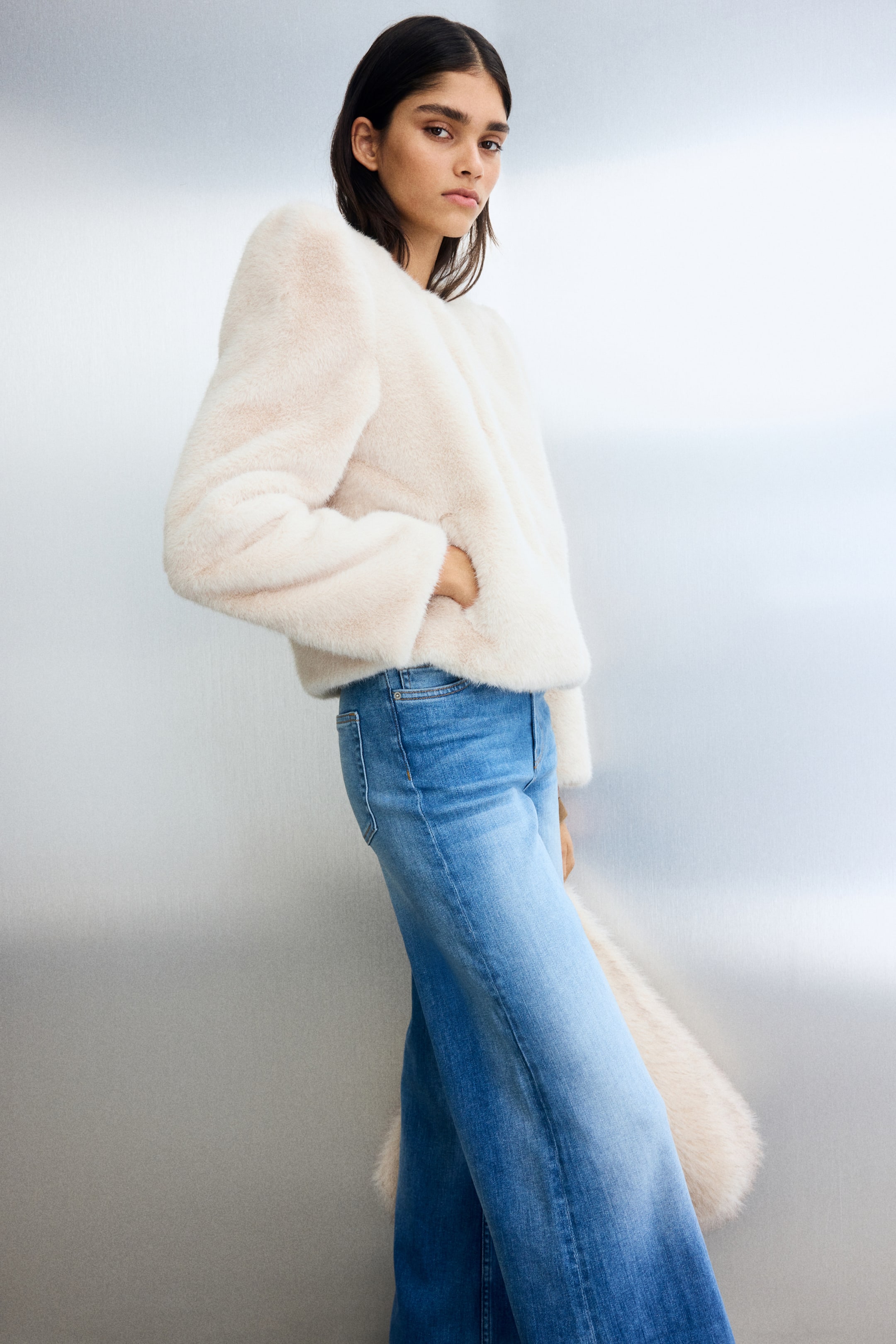 View larger image: Fluffy Jacket - Light beige - Ladies | H&M CA 3