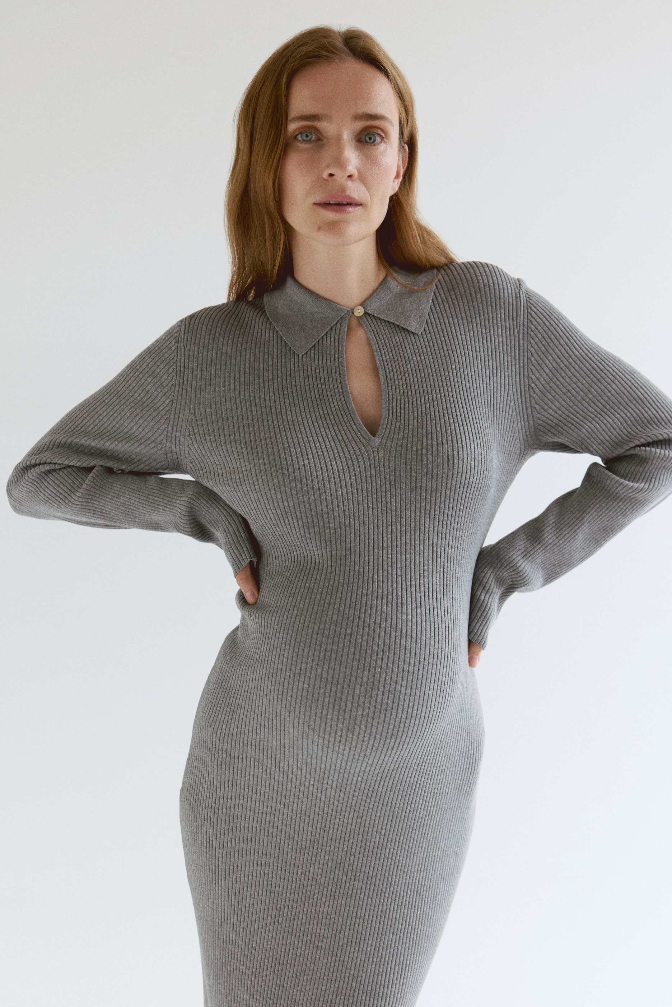 Ver imagen más grande: MAMA Vestido en punto de canalé - Gris jaspeado - MUJER | H&M ES 1