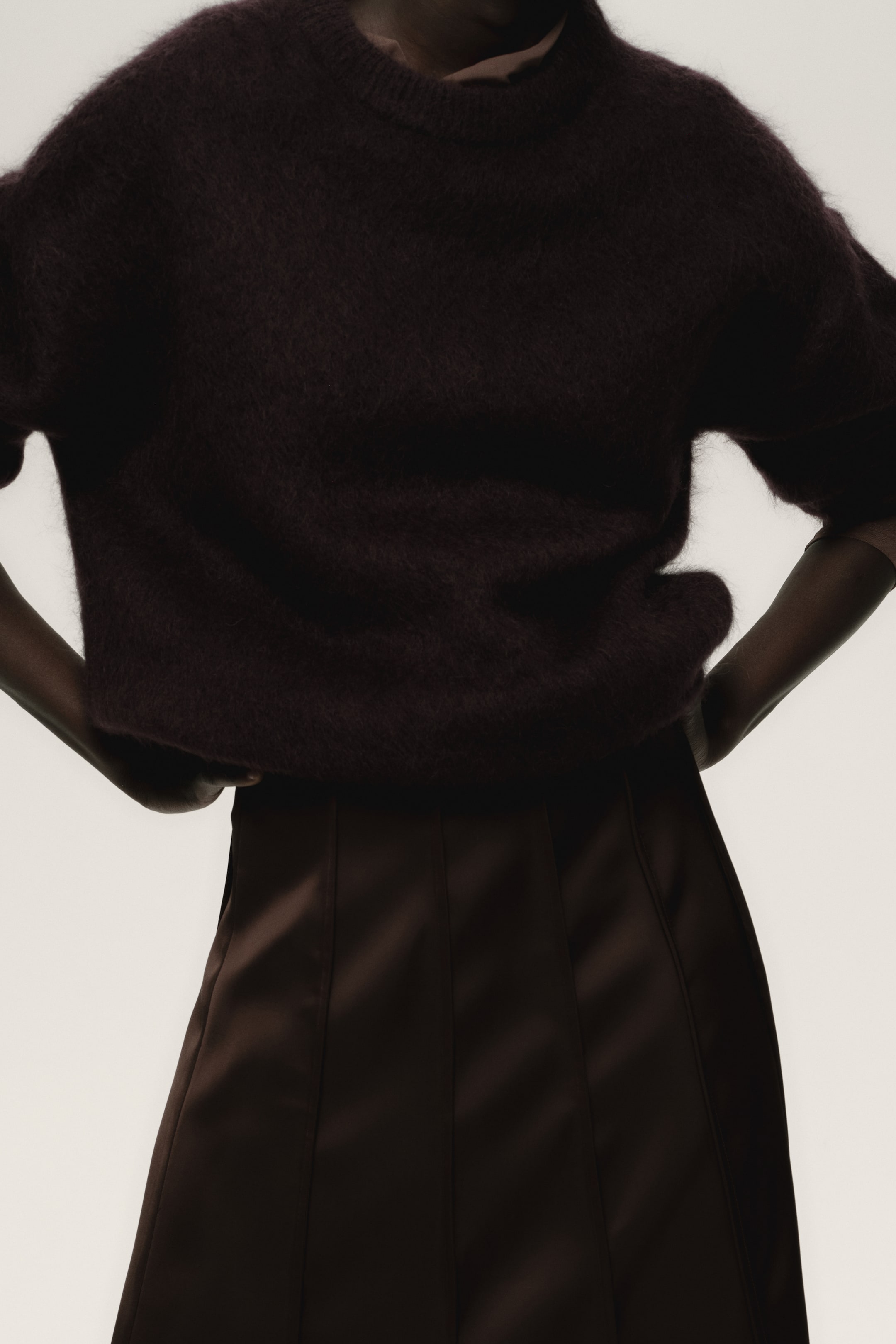 Visualizza immagine più grande: Gonna svasata in satin - Marrone scuro - DONNA | H&M IT 2