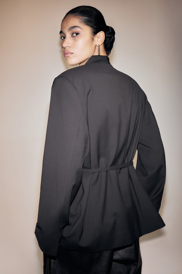 Blazer com cinto Preto SENHORA H&M PT