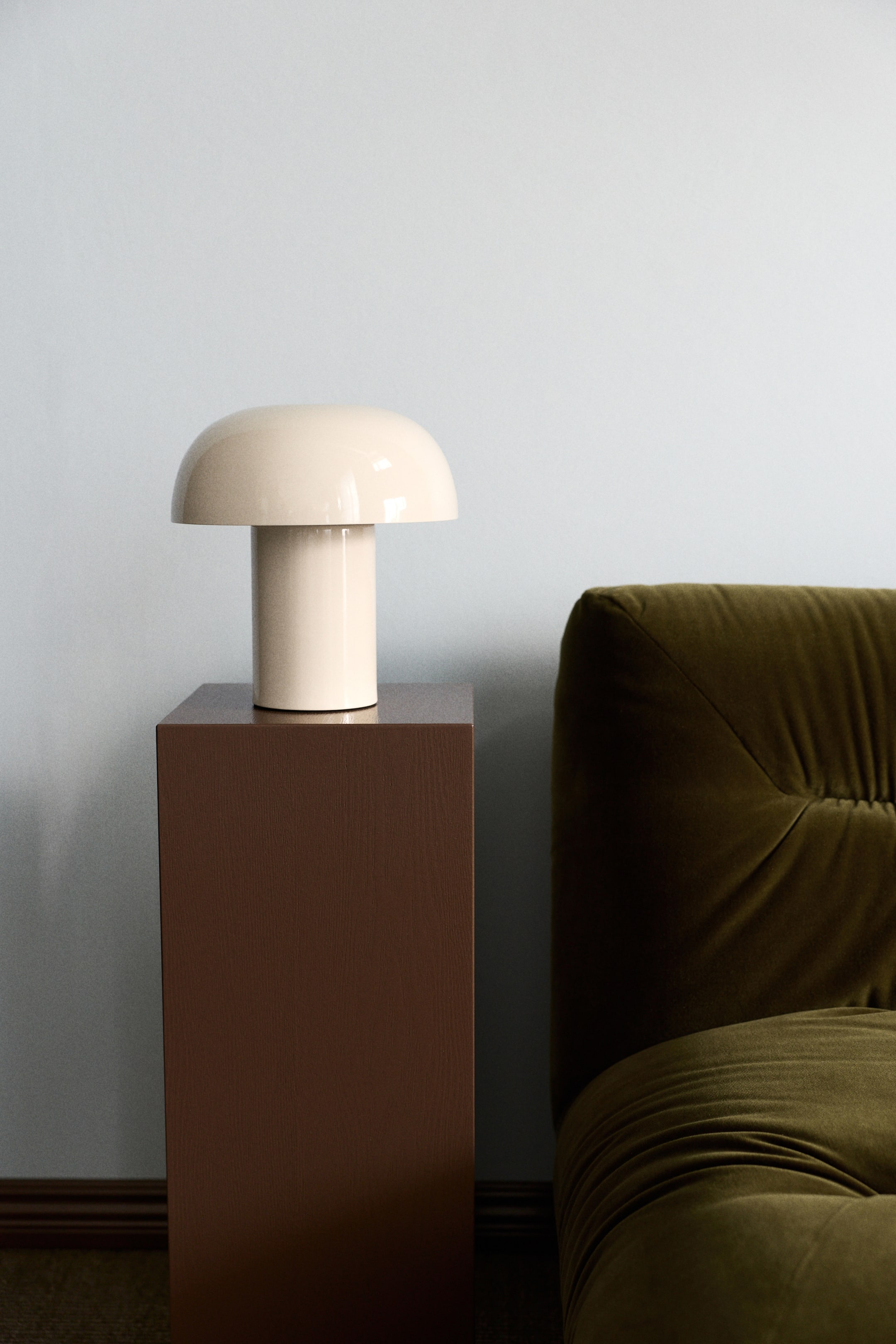 View larger image: Metal table lamp - Light beige - Home All | H&M GB 1