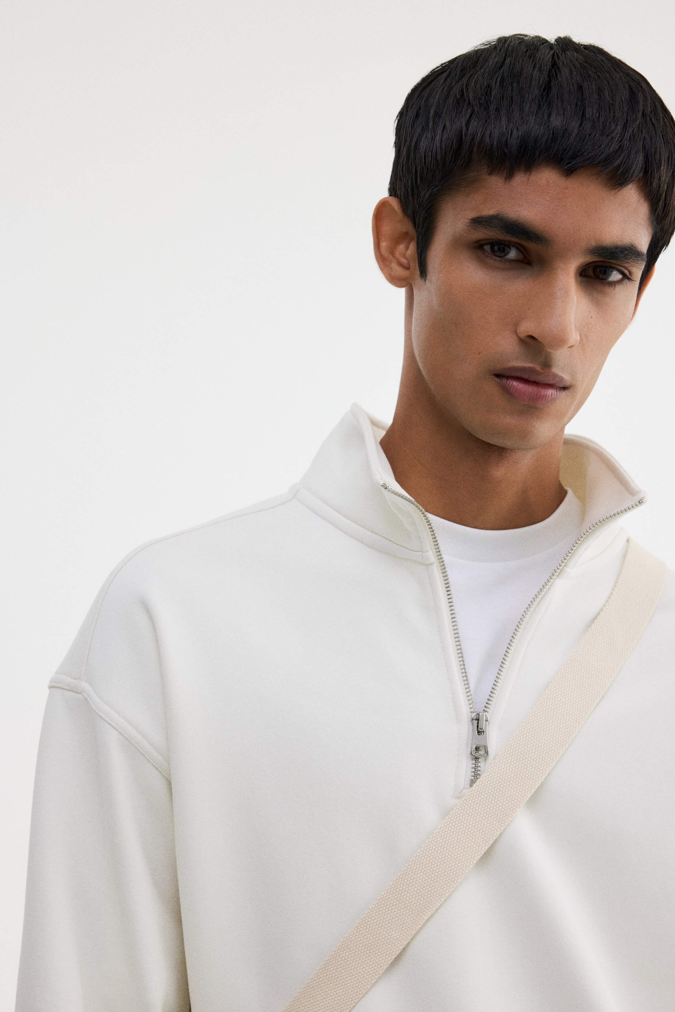 Loose Fit Zip-top sweatshirt