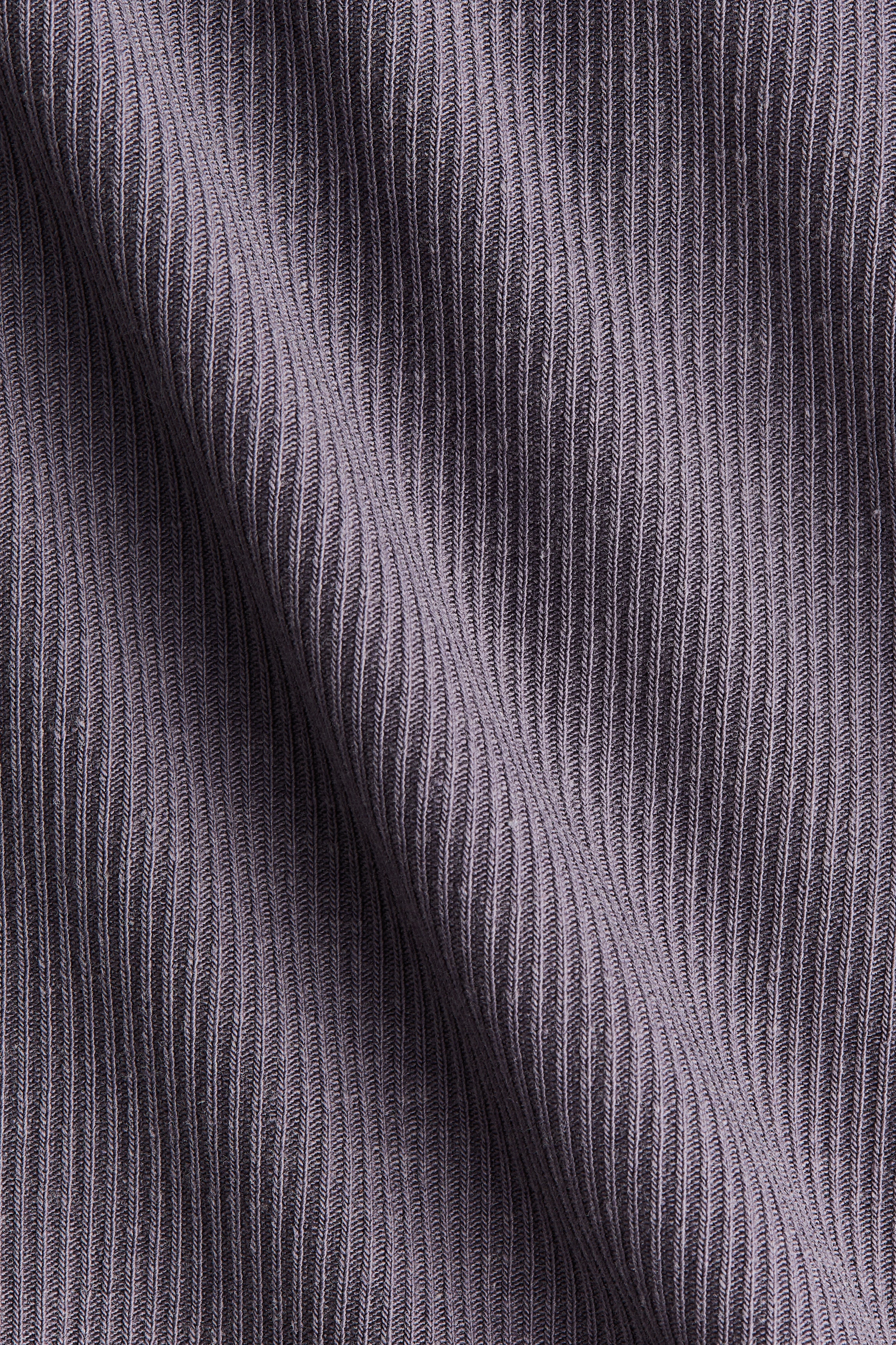 Long-Sleeved Ribbed Top thumbnail 5