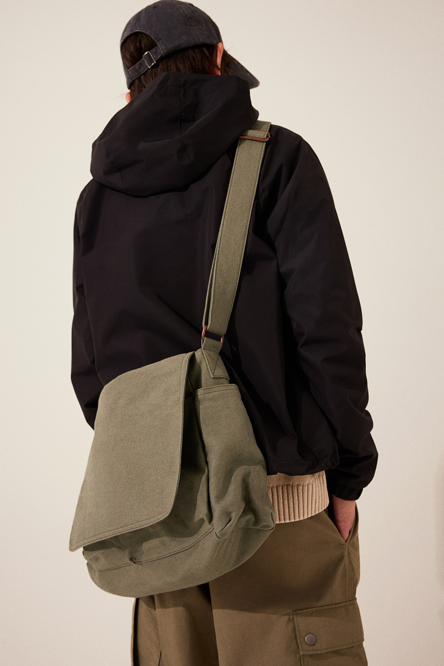 Messenger Bag - Khaki green/Black - 2