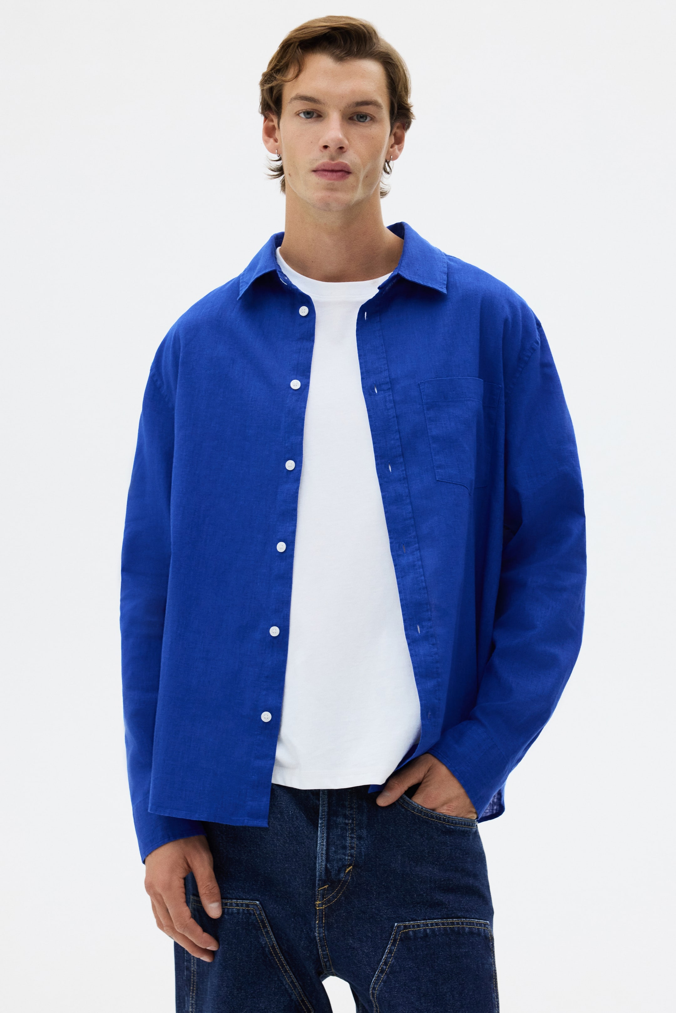 View larger image: Regular Fit Linen-blend shirt - Bright blue - Men | H&M IN 2